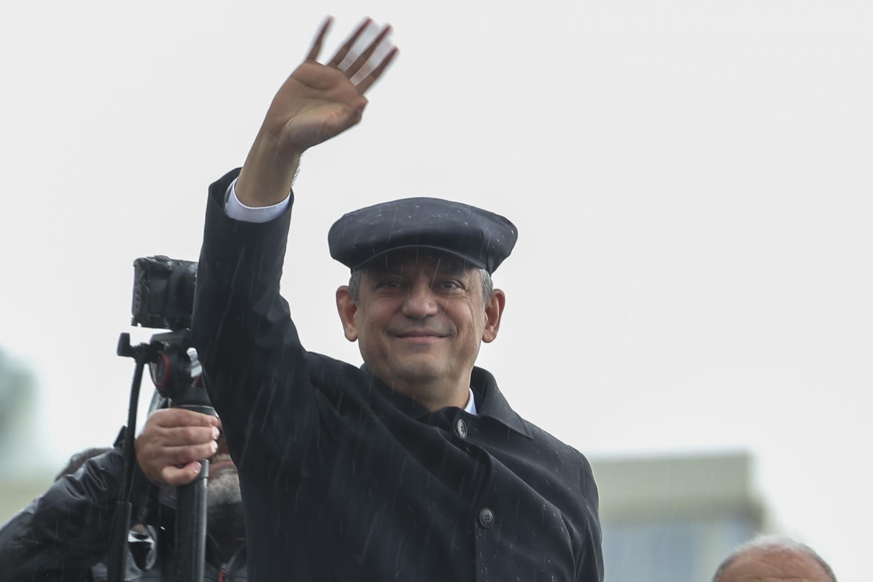 O Z G U R O Z E L N E O M E R’ I N E E K R E M’ I V E R I R I Z 1234902 367251