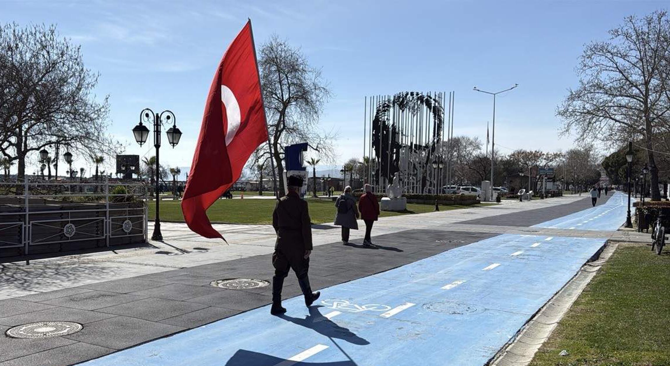 S E H I T L E R I C I N 8 Y I L D I R I S T A N B U L D A N C A N A 1207406 359051