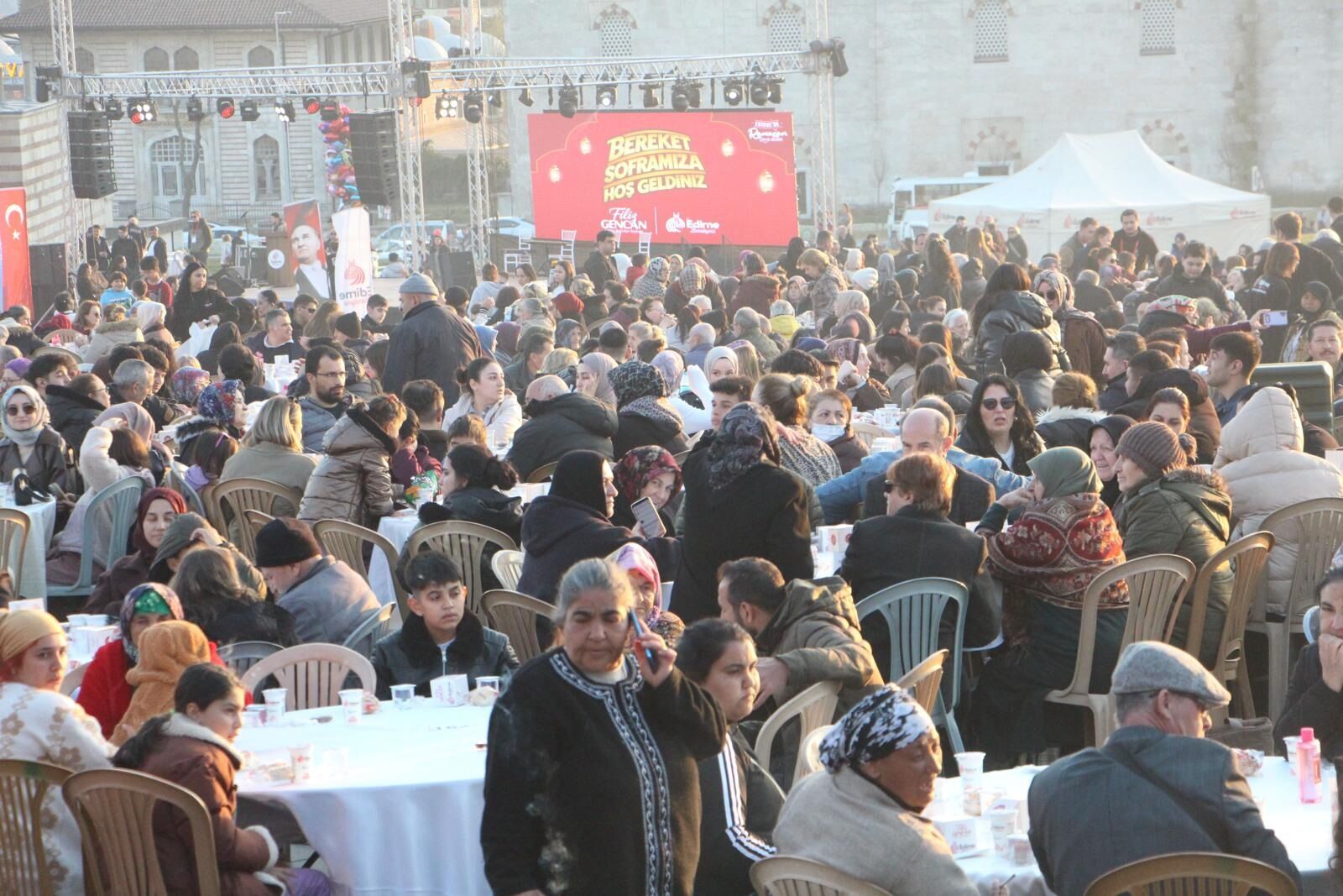 S E L I M I Y E C A M I S I M E Y D A N I N D A 7 B I N 500 K I S 1215846 361548