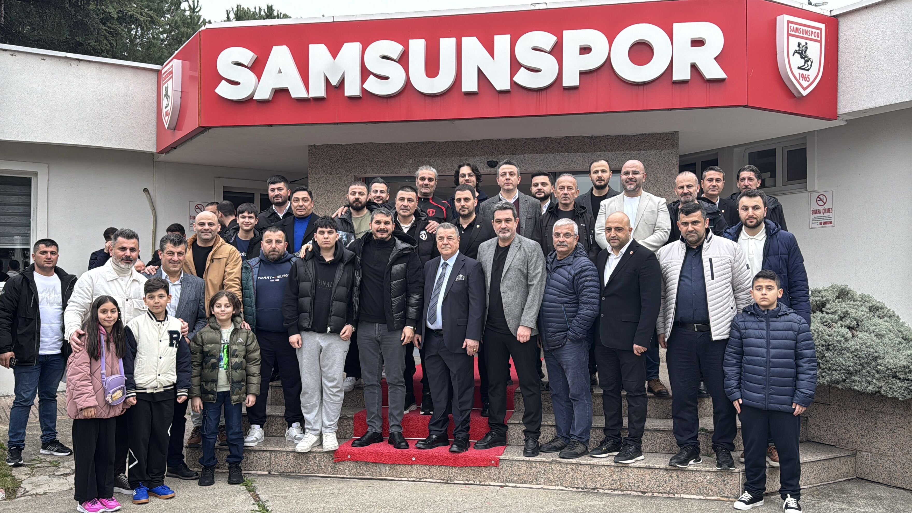 V E Y S E L B I L E N S A M S U N S P O R A V R U P A K U P A L A R 1223741 363855