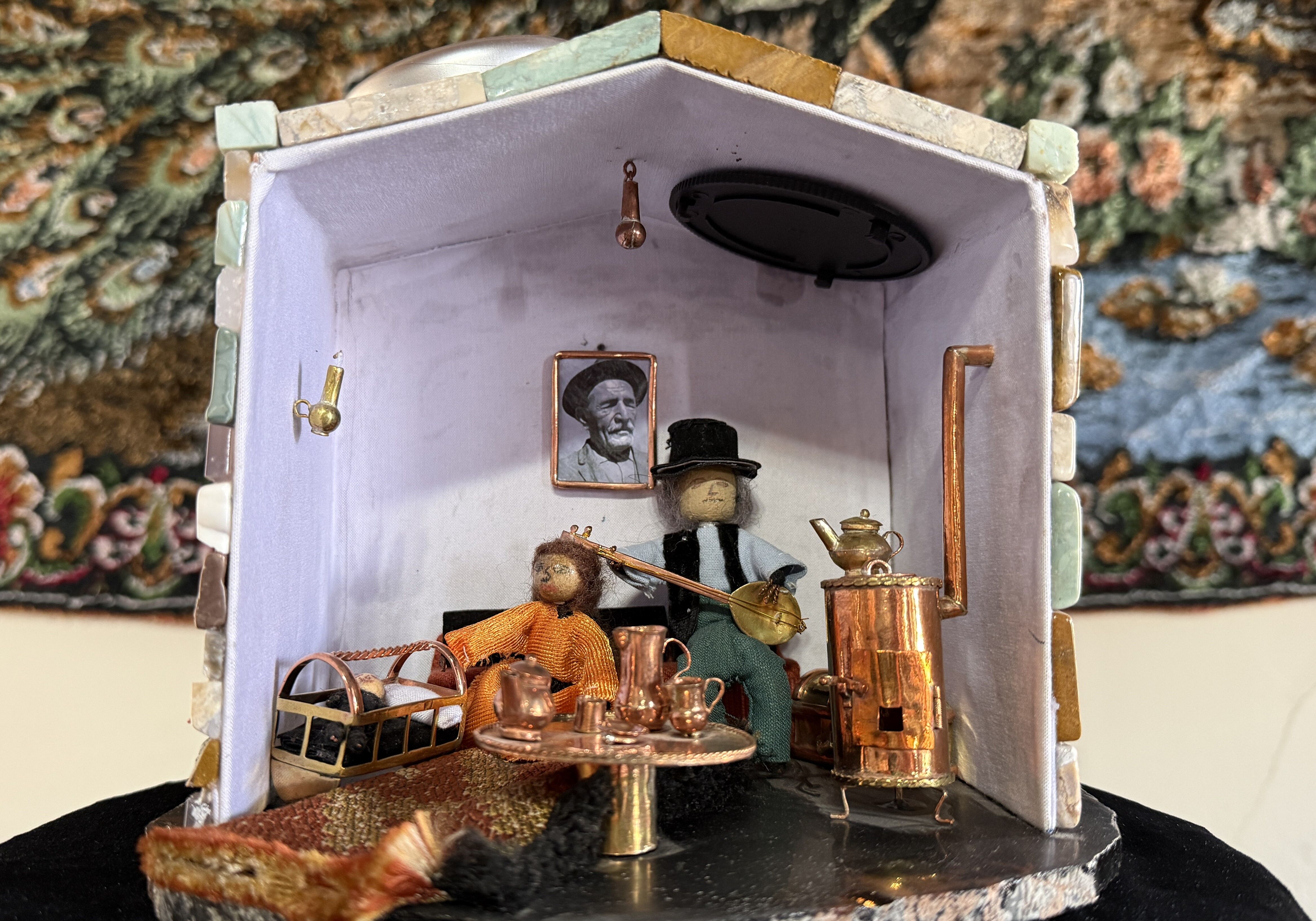 14 U S T A A S I K V E Y S E L’ I N S I I R L E R I V E H A Y A 1283376 381831