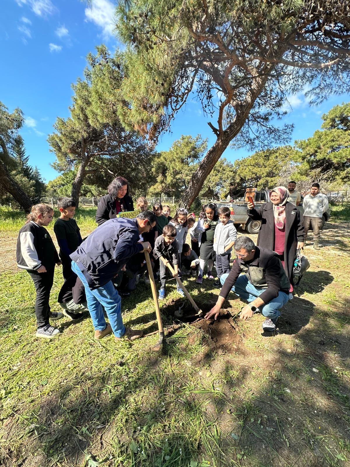 662281689 2249291415880822 1133923576576719237 N