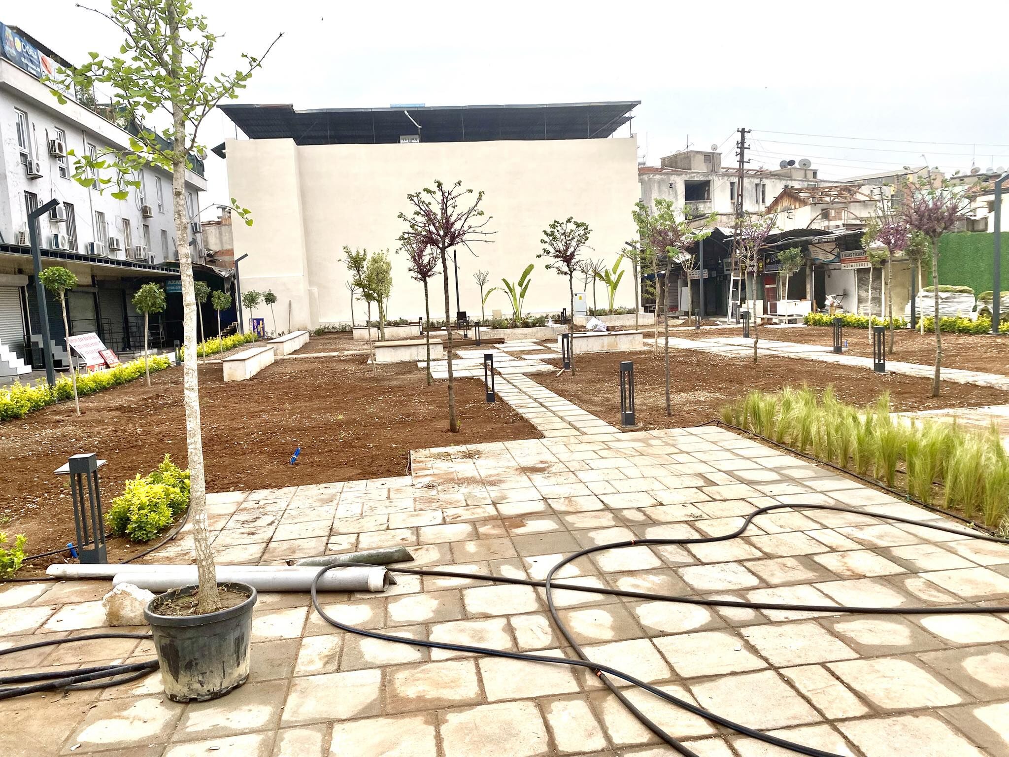 680174242 3943438639123571 5972173944957101167 N