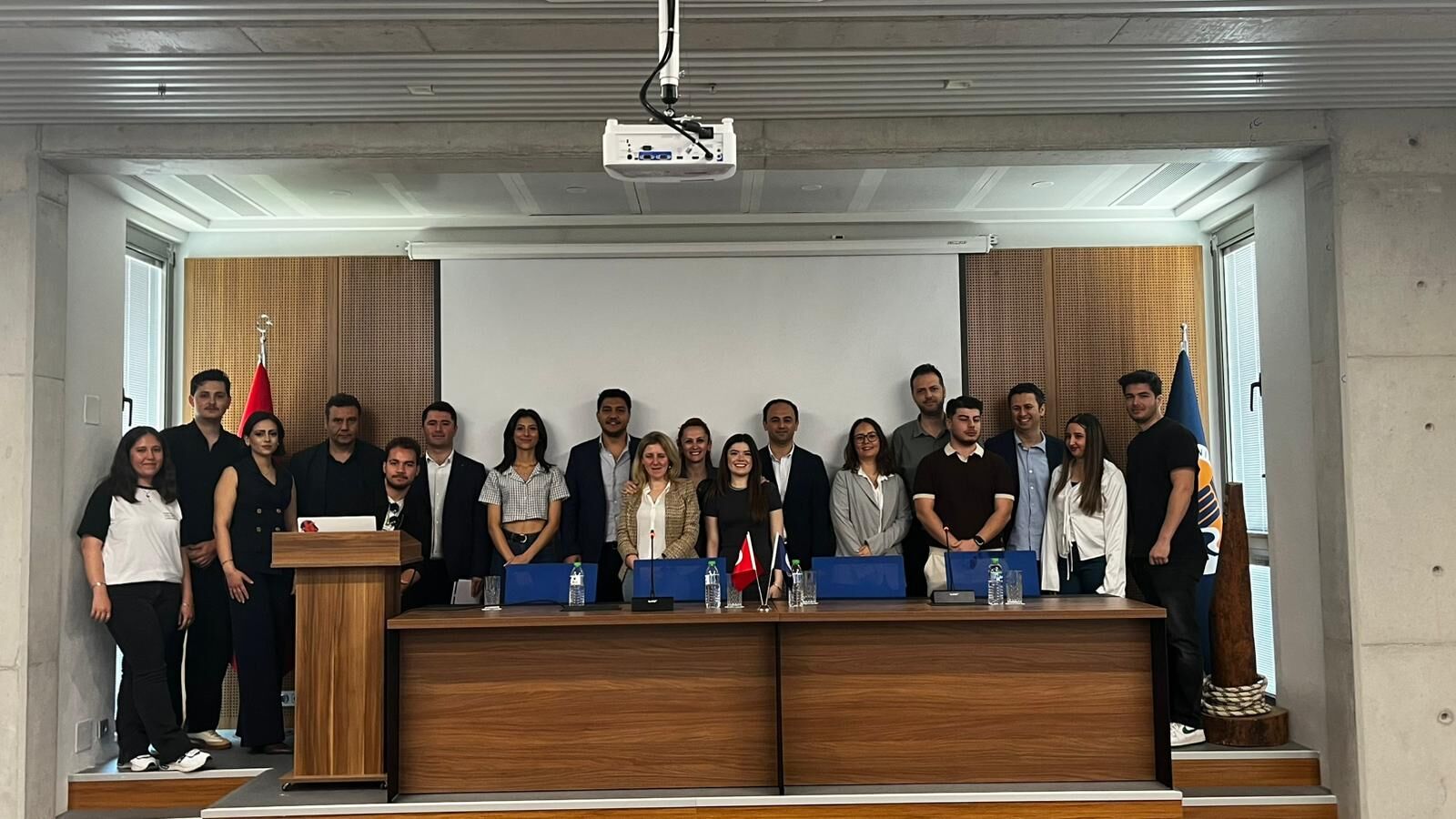 979006Ea F1E9 4B24 B97F 9057B594D822