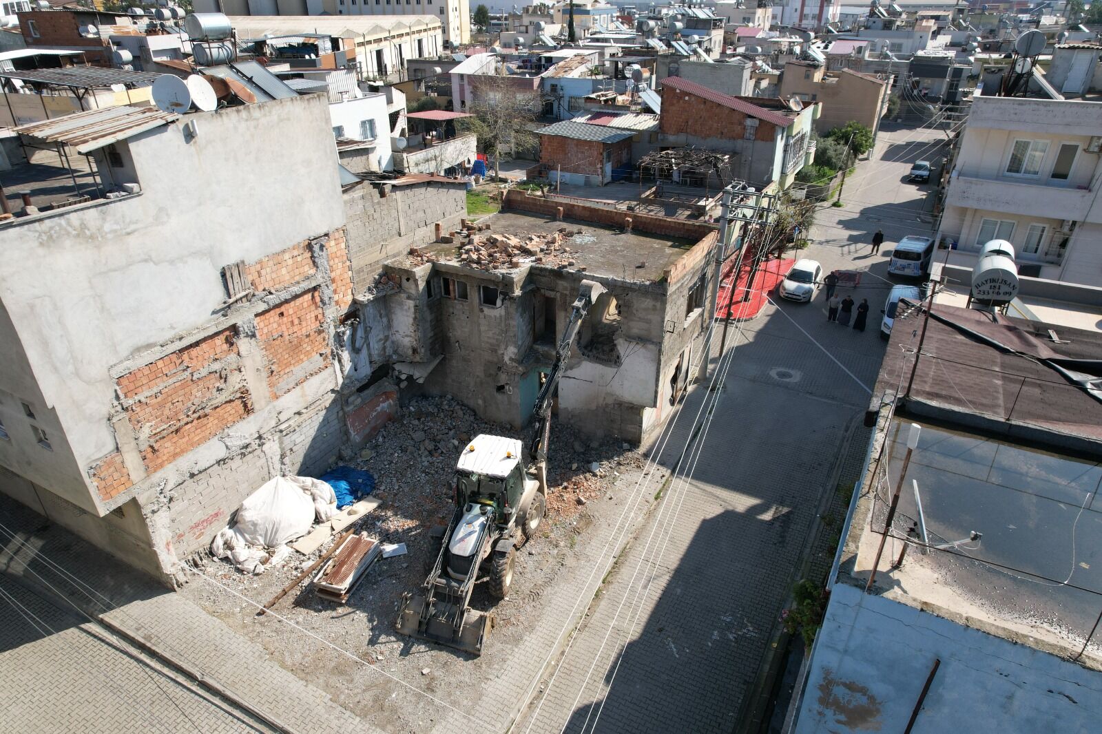 Akdeniz Metruk Bina Yıkımı (3)