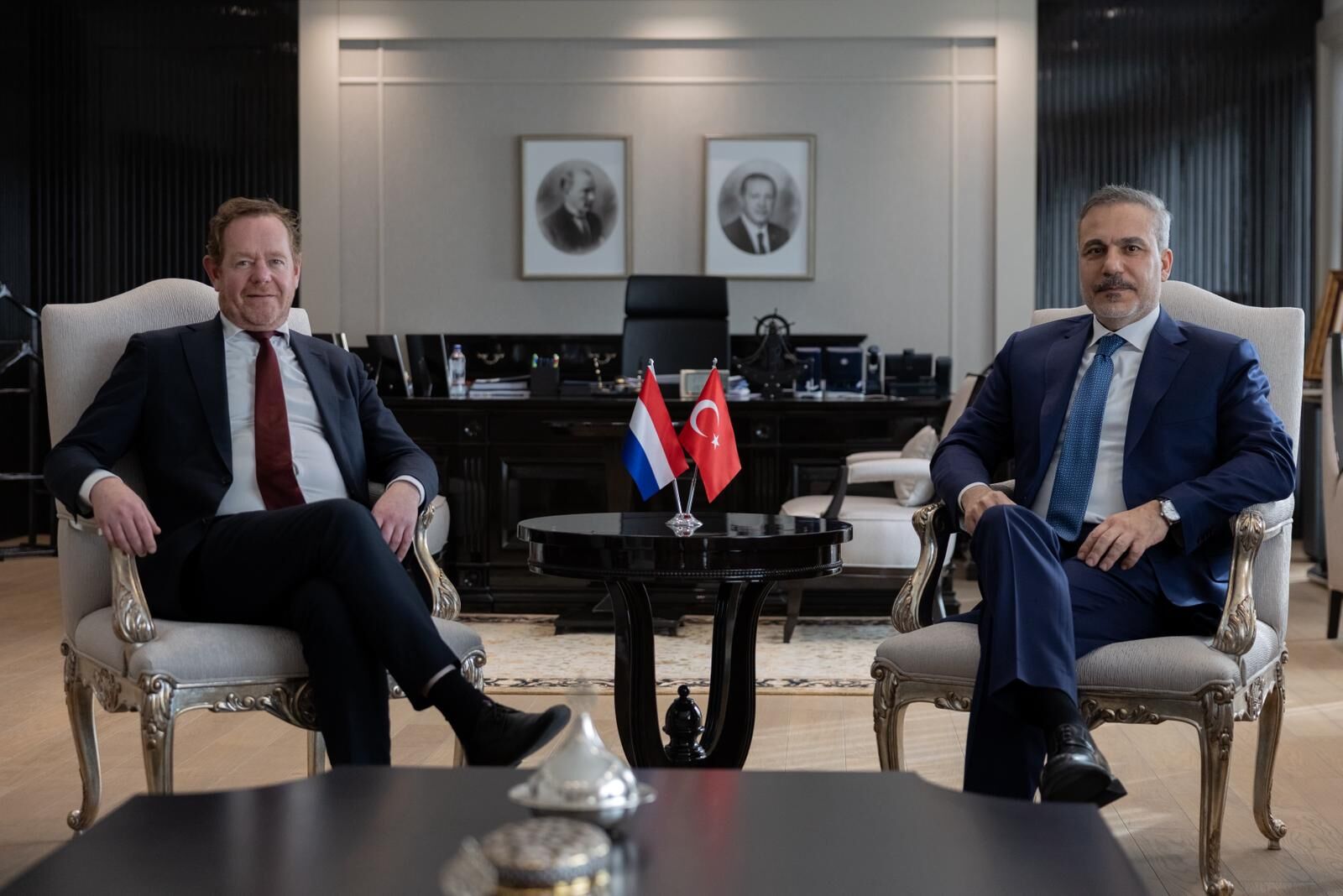 B A K A N F I D A N H O L L A N D A L I M E V K I D A S I V A N W E 1240125 368892