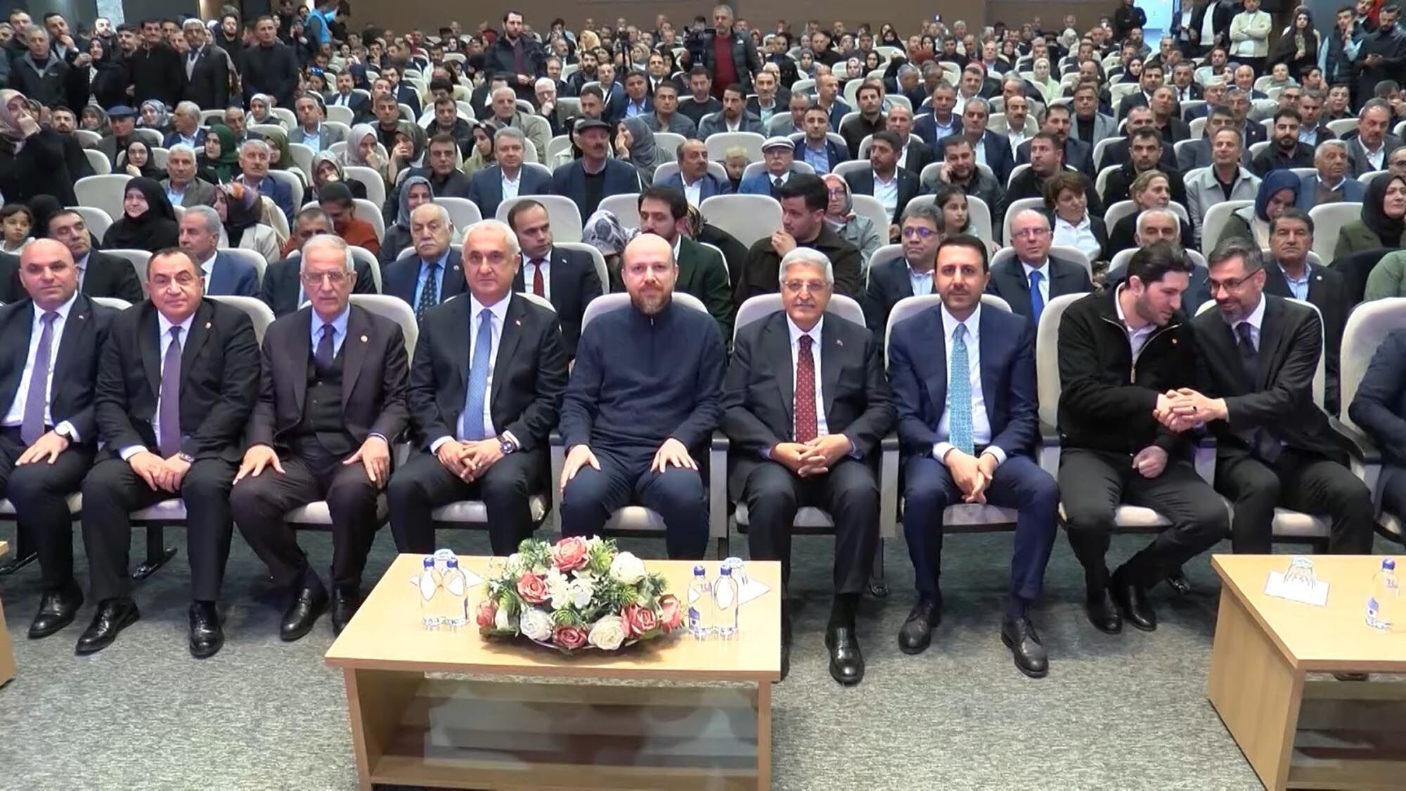 B I L A L E R D O G A N B U G U N G U N D E M I M I Z C O C U K L A R 1275317 379539