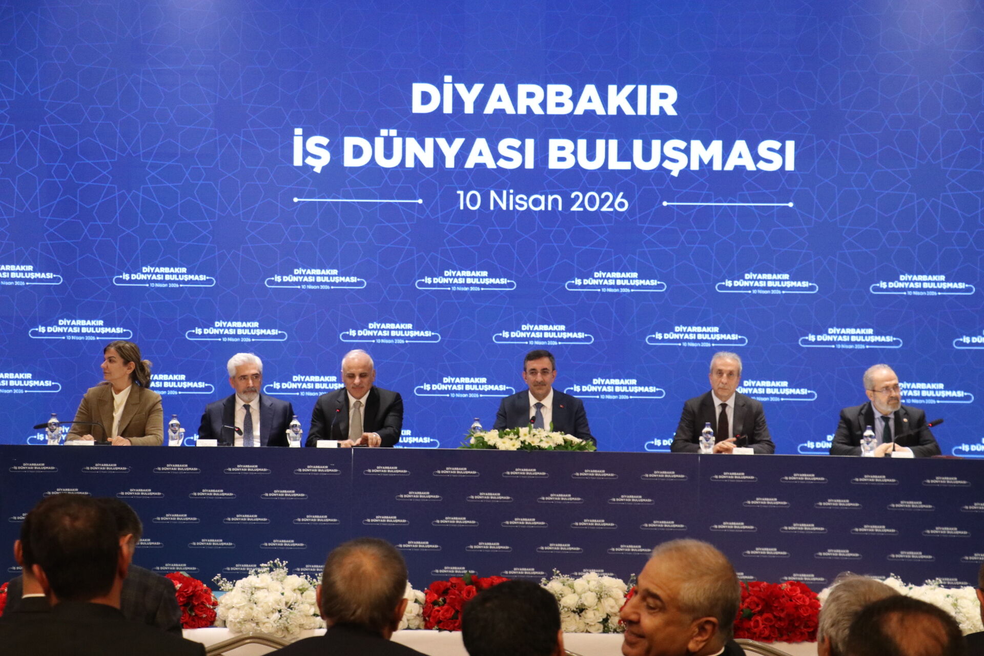 C E V D E T Y I L M A Z S A V A S B I R A N O N C E S O N A E R 1254744 373391