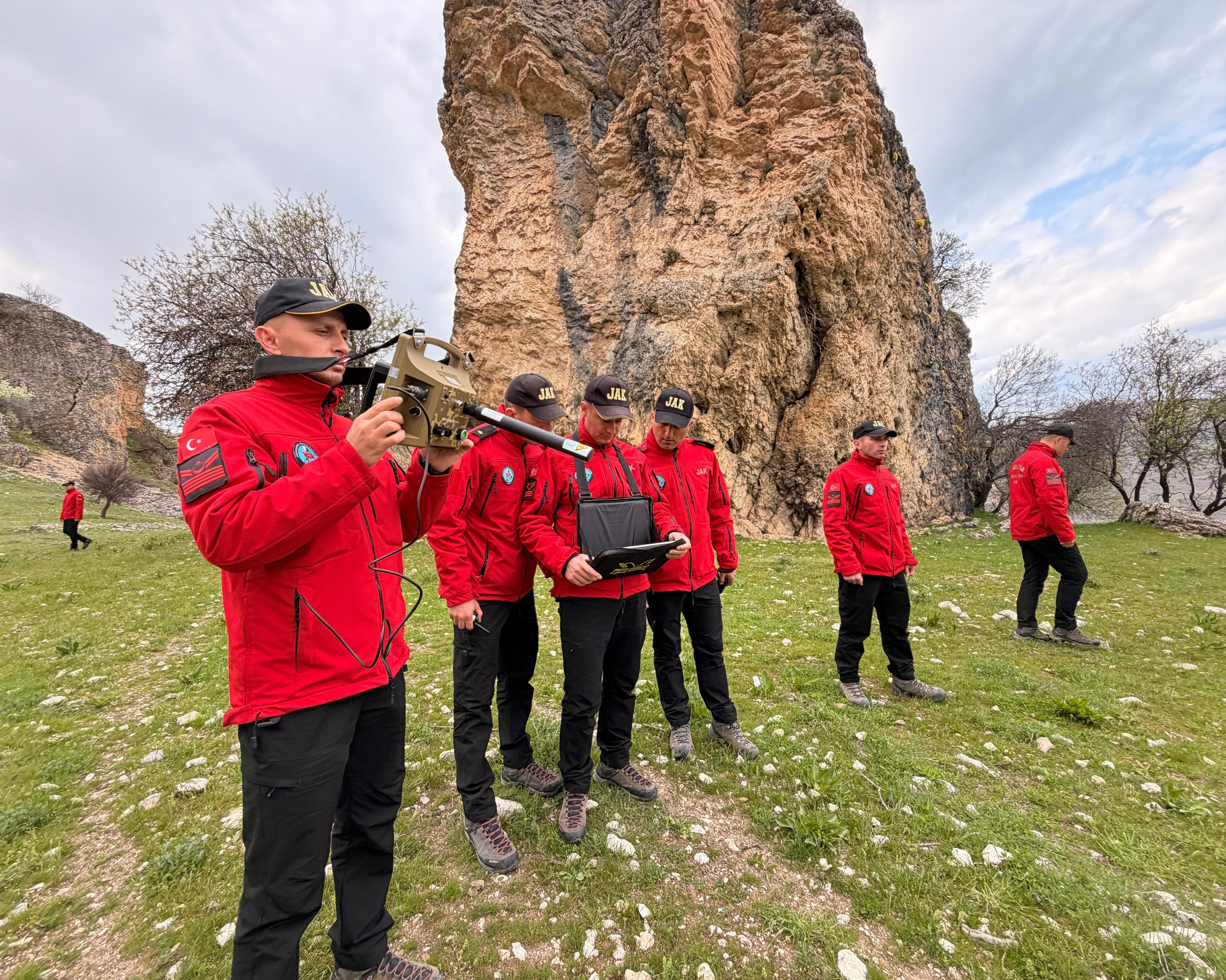 G U L I S T A N D O K U’ N I N C A N S I Z B E D E N I N E U L A S M A 1277484 380179