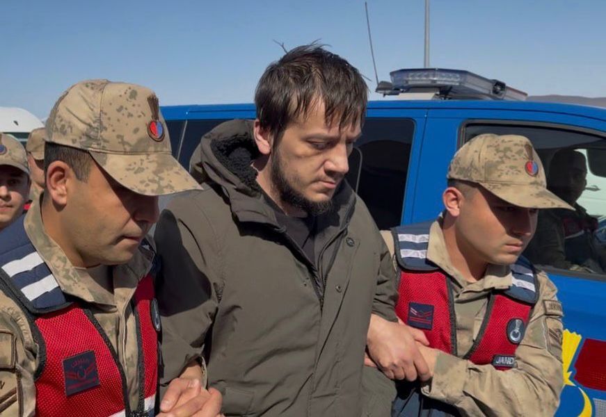 G U L I S T A N D O K U S O R U S T U R M A S I N D A G O Z A L T I N A 1265684 377718