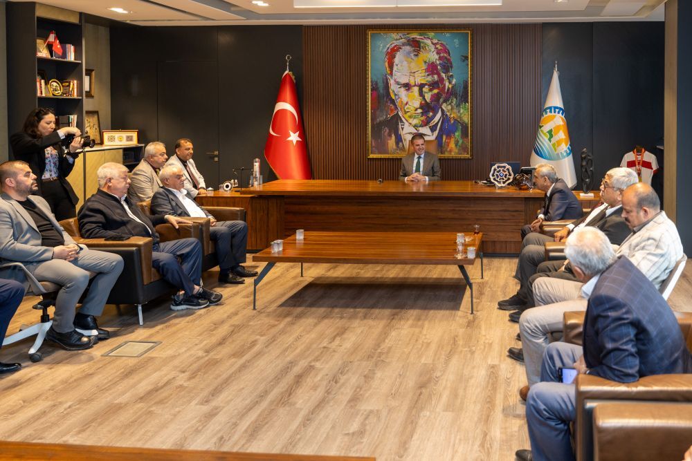 Mezi̇tli̇'de Esnaf Ve Yerel Yöneti̇mden Güçlü İş Bi̇rli̇ği̇ (4)