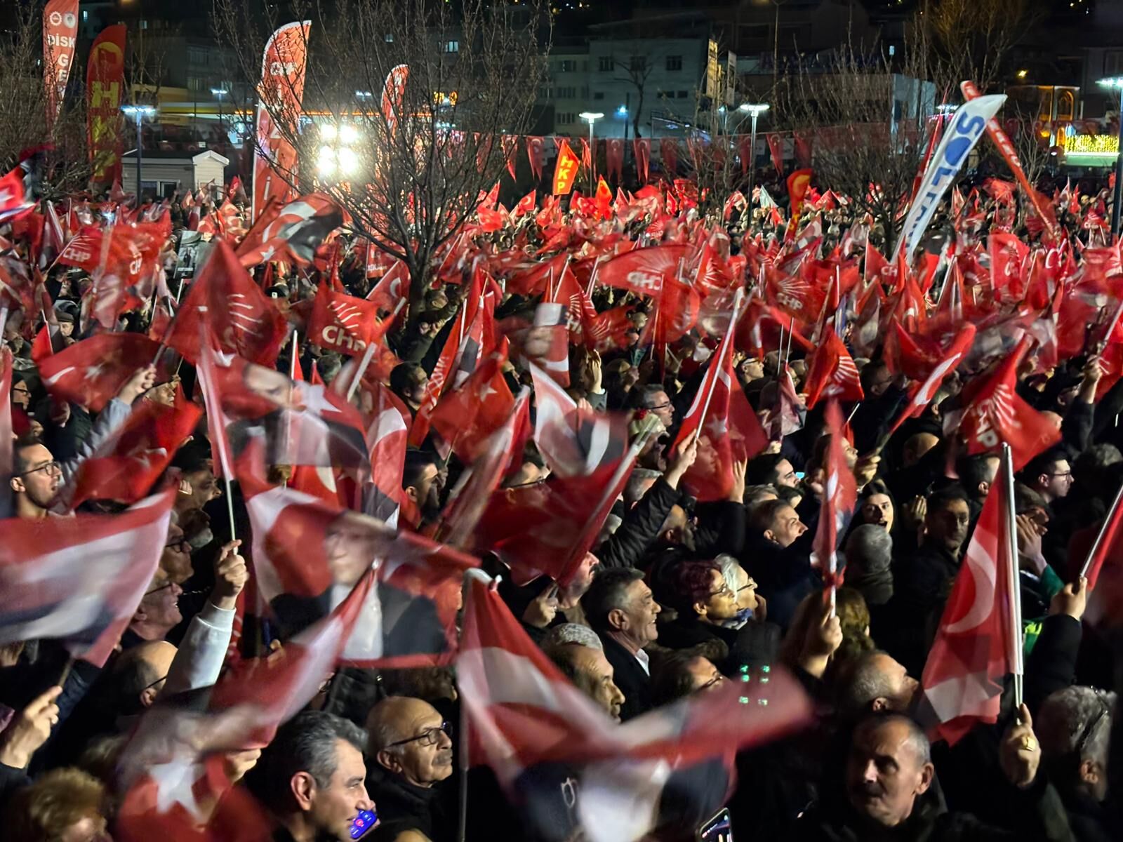 O Z G U R O Z E L B O Z B E Y A Y D I N’ D A K I S O Z D E T O 1243819 370056