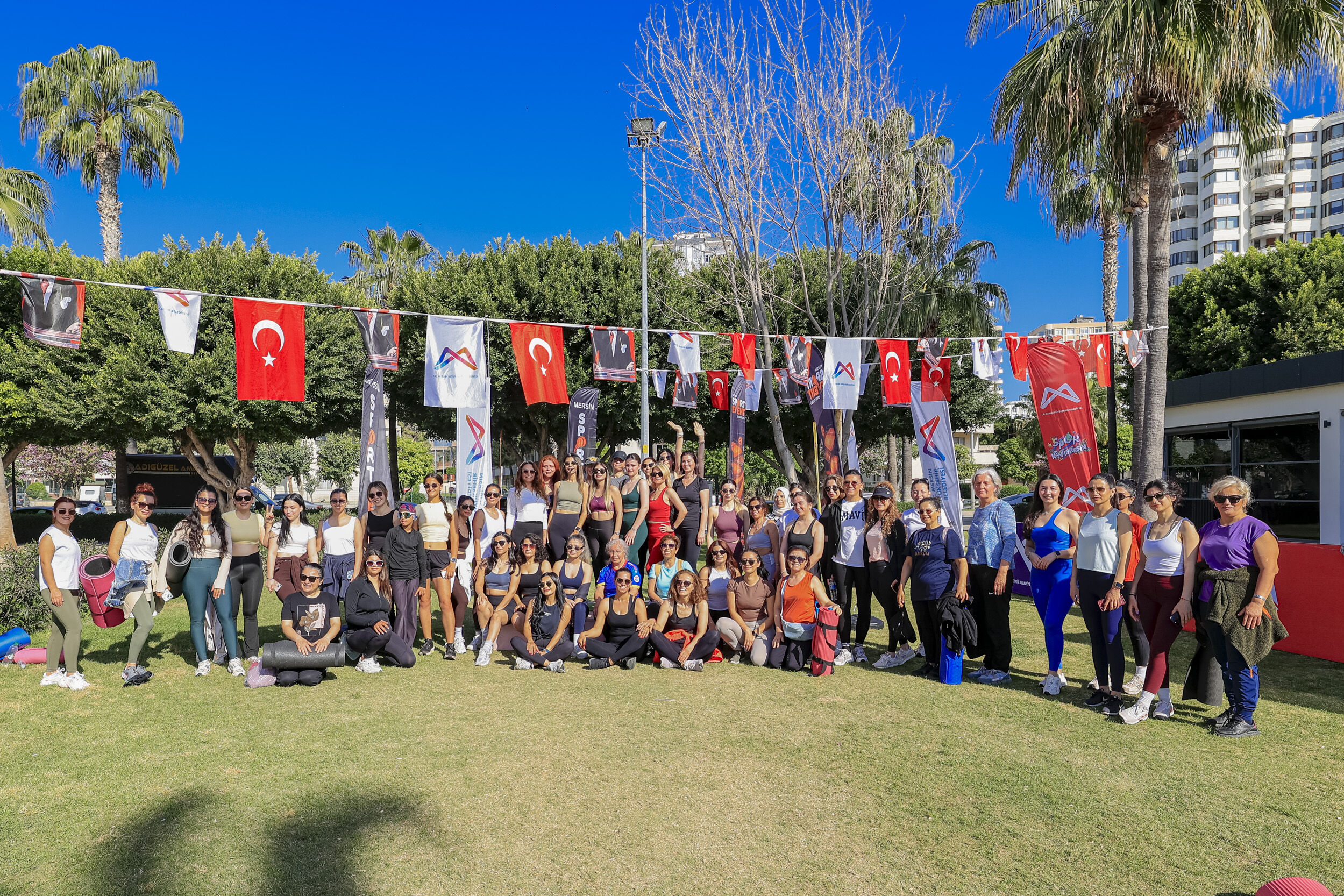 Spor Kenti̇ Mersi̇n’de Bahar Enerji̇si̇ Sahi̇le Taşti (4)