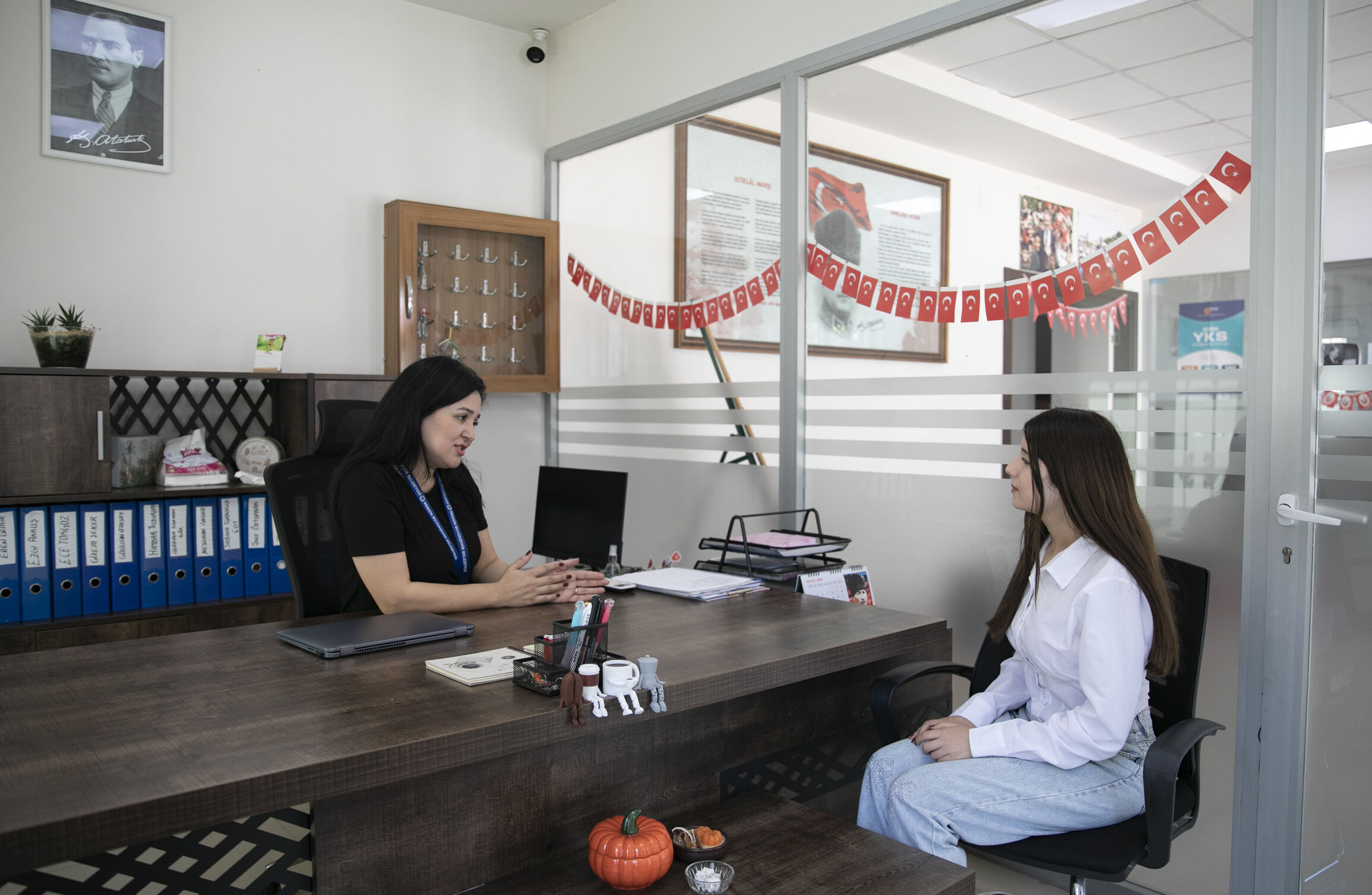Mersi̇n Büyükşehi̇r Kurs Merkezleri̇ Gençleri̇n Başarisina Ve Özgüveni̇ne Katki Sunuyor (3)