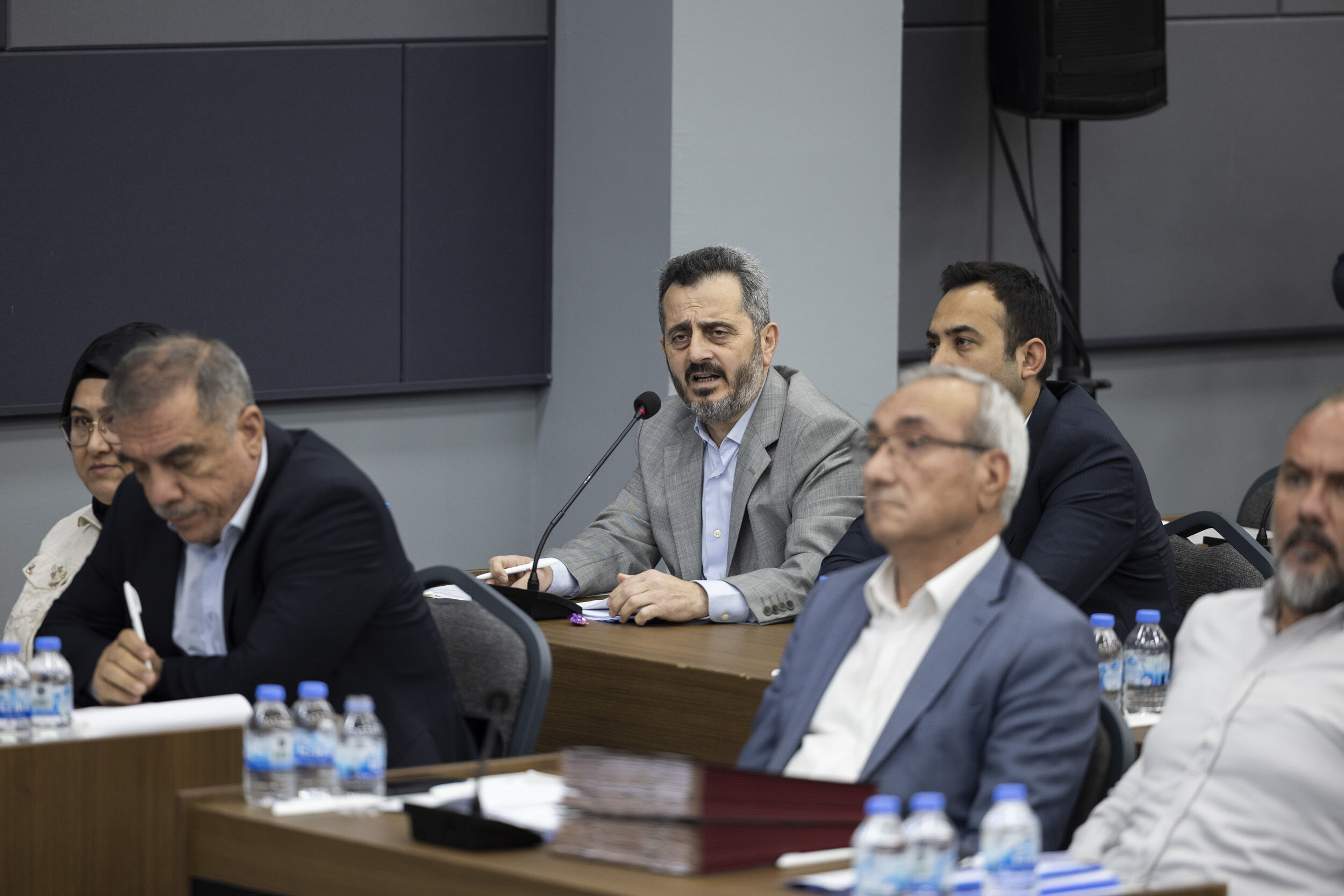 Mersi̇n Büyükşehi̇r Mecli̇si̇’ni̇n Mayis Ayi 2. Bi̇rleşi̇mi̇, Başkan Seçer Başkanliğinda Gerçekleşti̇ri̇ldi̇ (5)