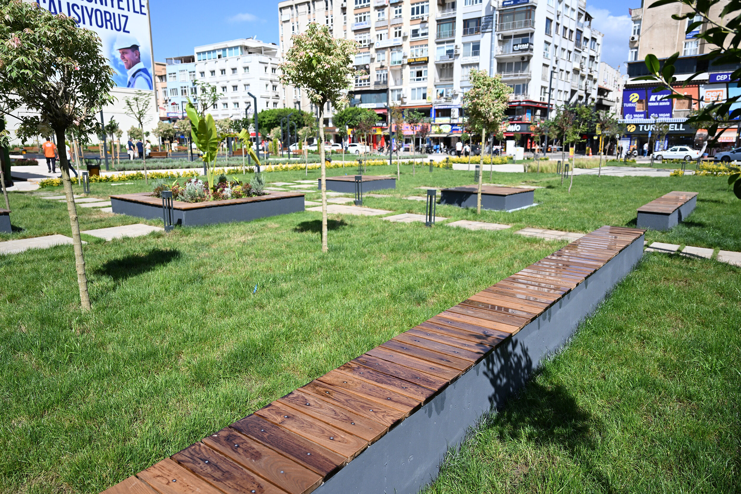 Mersi̇n Büyükşehi̇r’den Kent Merkezi̇ne Modern Meydan (2)