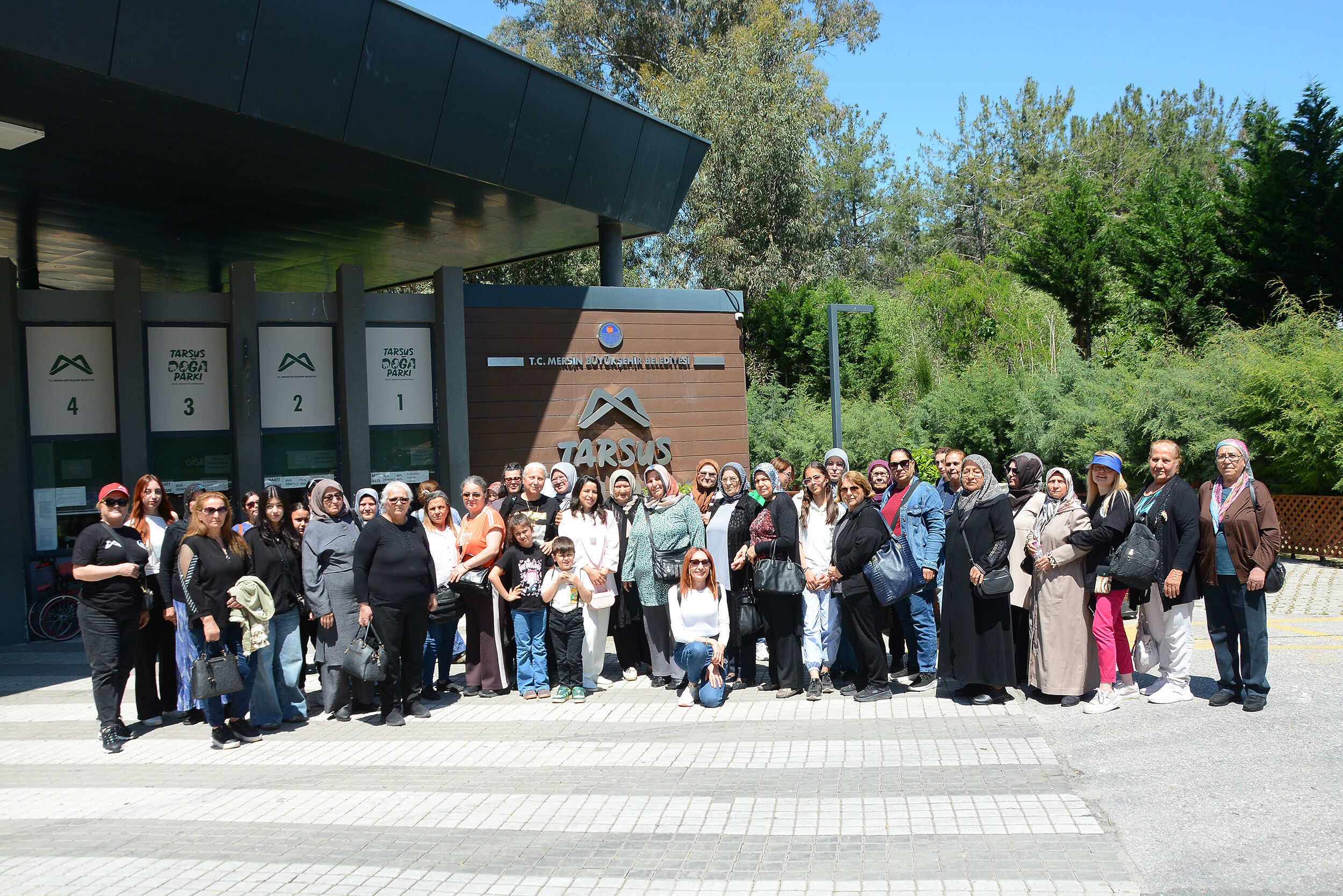 Mersi̇n Büyükşehi̇r’den Şehi̇t Anneleri̇ne Özel Program (2)