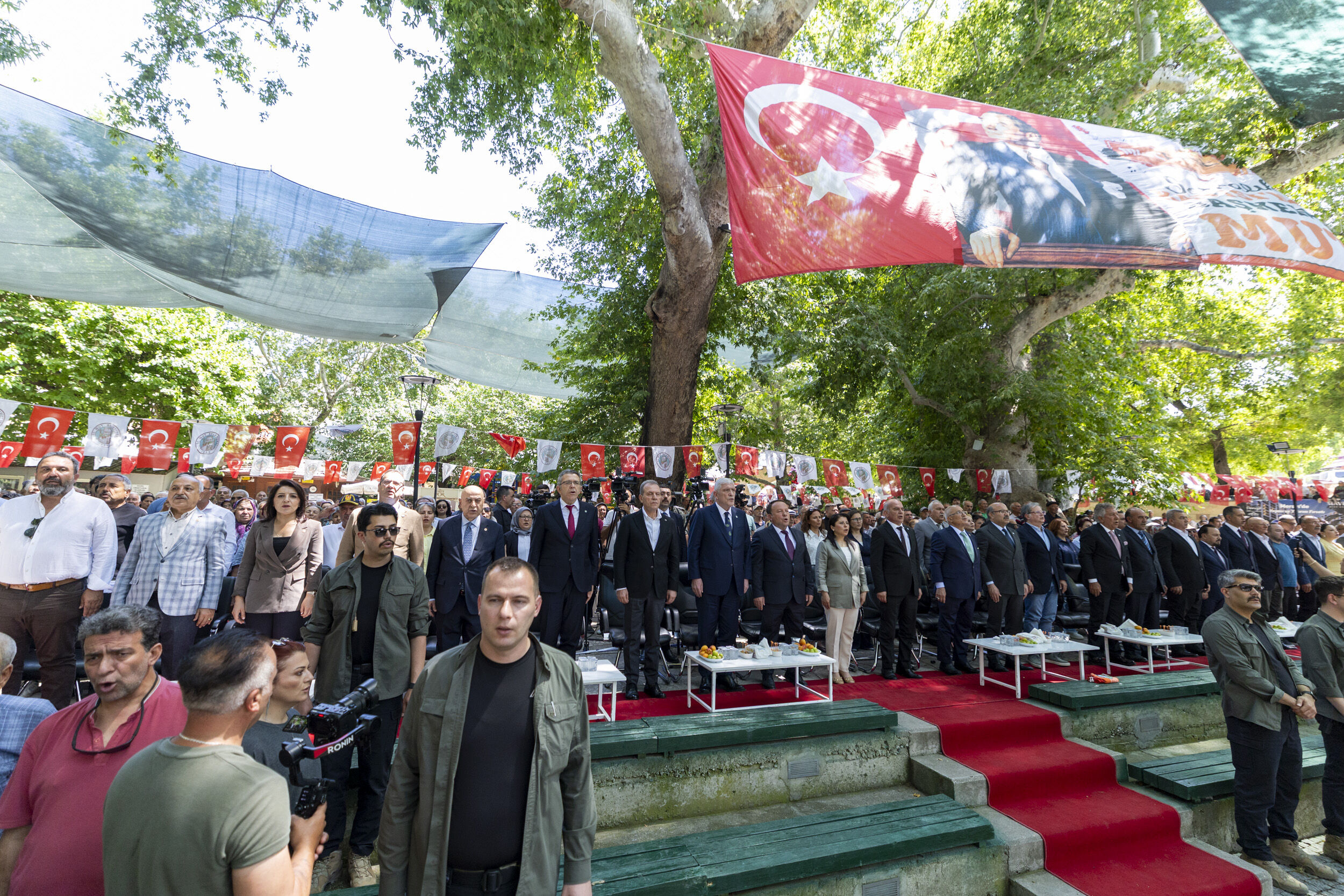 Başkan Seçer, ‘64. Mut Karacaoğlan Kayisi Kültür Ve Sanat Festi̇vali̇’ne Katildi (14)