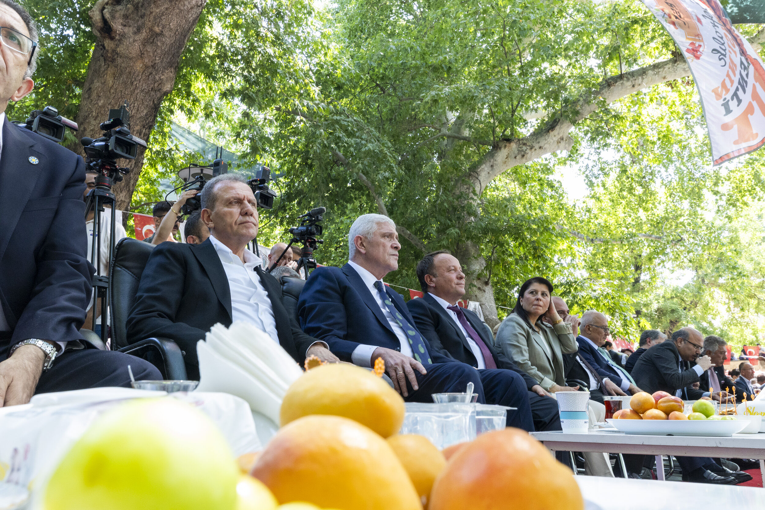 Başkan Seçer, ‘64. Mut Karacaoğlan Kayisi Kültür Ve Sanat Festi̇vali̇’ne Katildi (7)