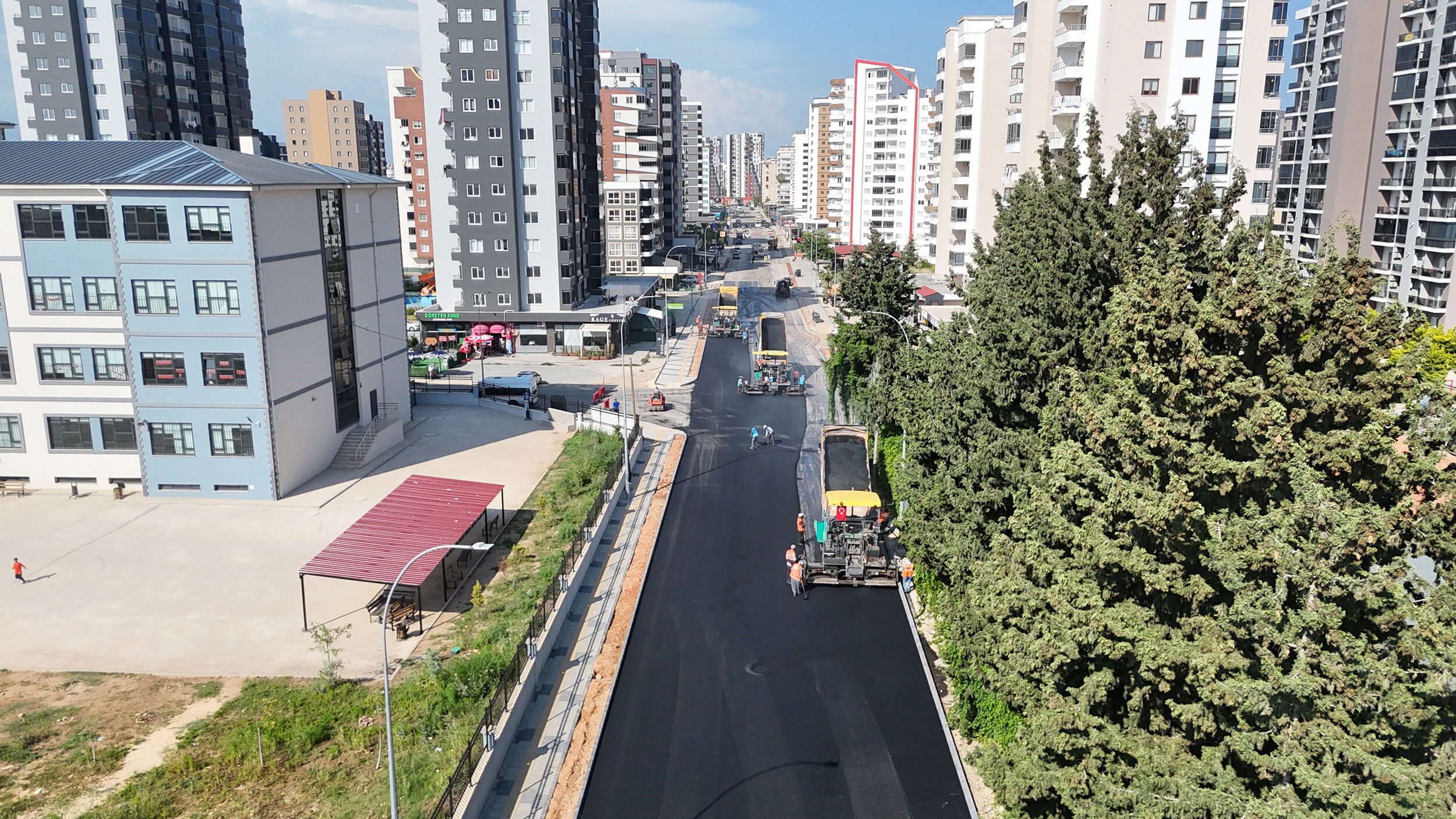 Mersi̇n Büyükşehi̇r Deni̇z Mahallesi̇’nde Kapsamli Yol Yeni̇leme Çalişmasi Yapti (3)