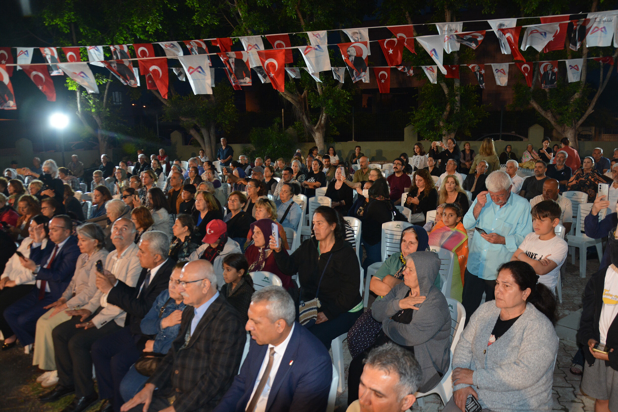 Mersi̇n Büyükşehi̇r Yeni̇ce’de ‘Aşik Sidki̇ Baba Anma Gecesi̇’ Düzenledi̇ (2)