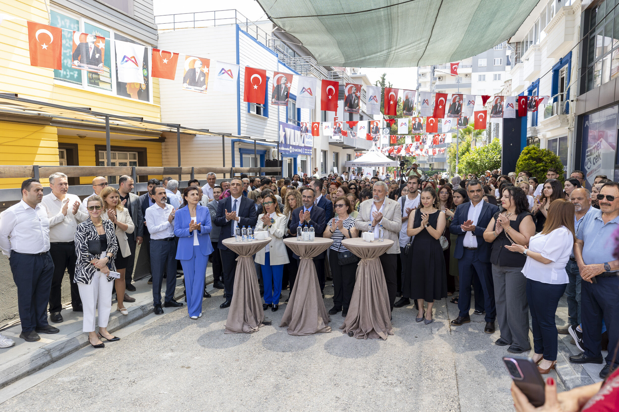 Mersi̇n Büyükşehi̇r’den Gençlere Di̇ji̇tal Gelecek Yatirimi… (4)