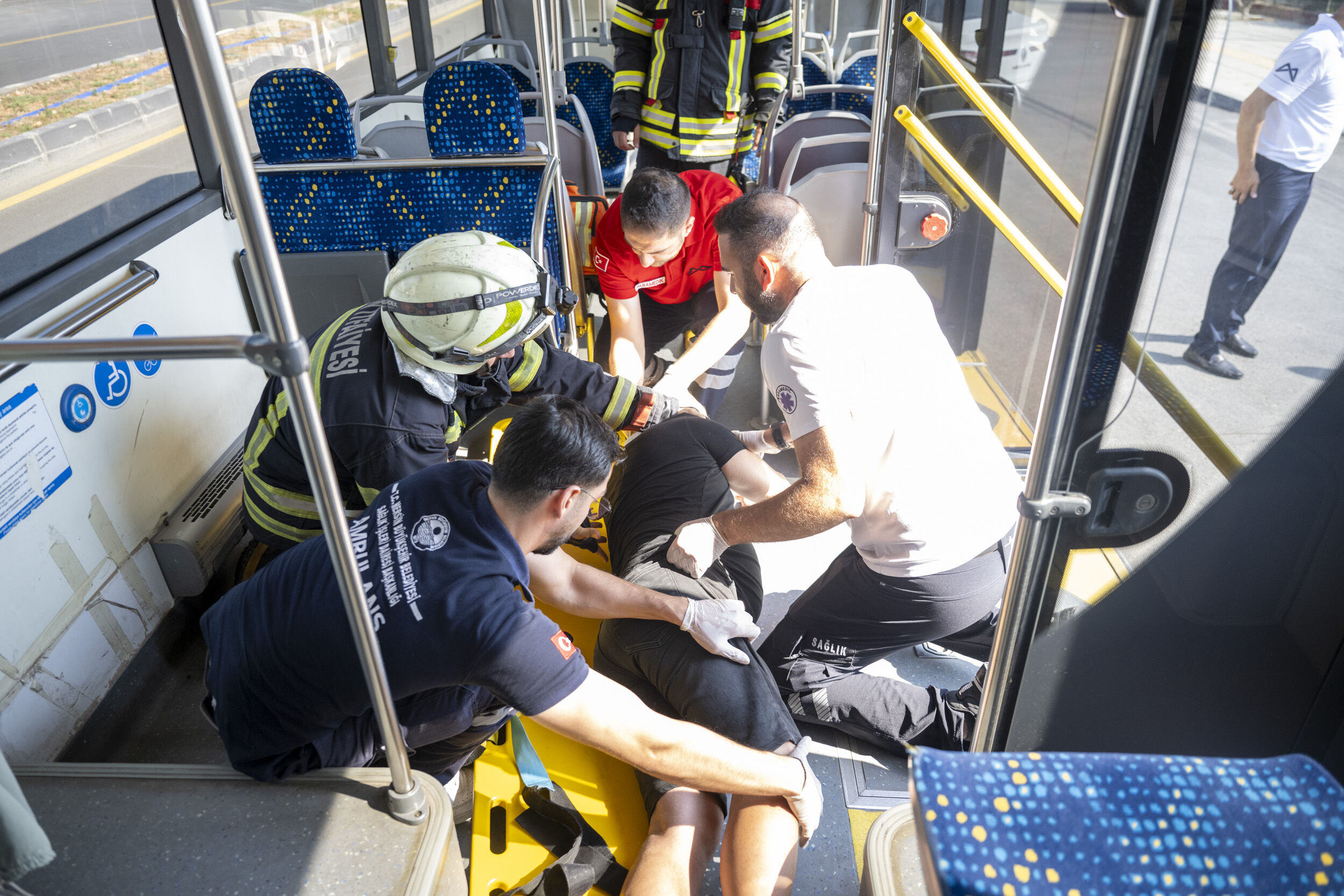 Mersi̇n Büyükşehi̇r’den Yol Trafi̇k Güvenli̇ği̇ Tatbi̇kati (3)