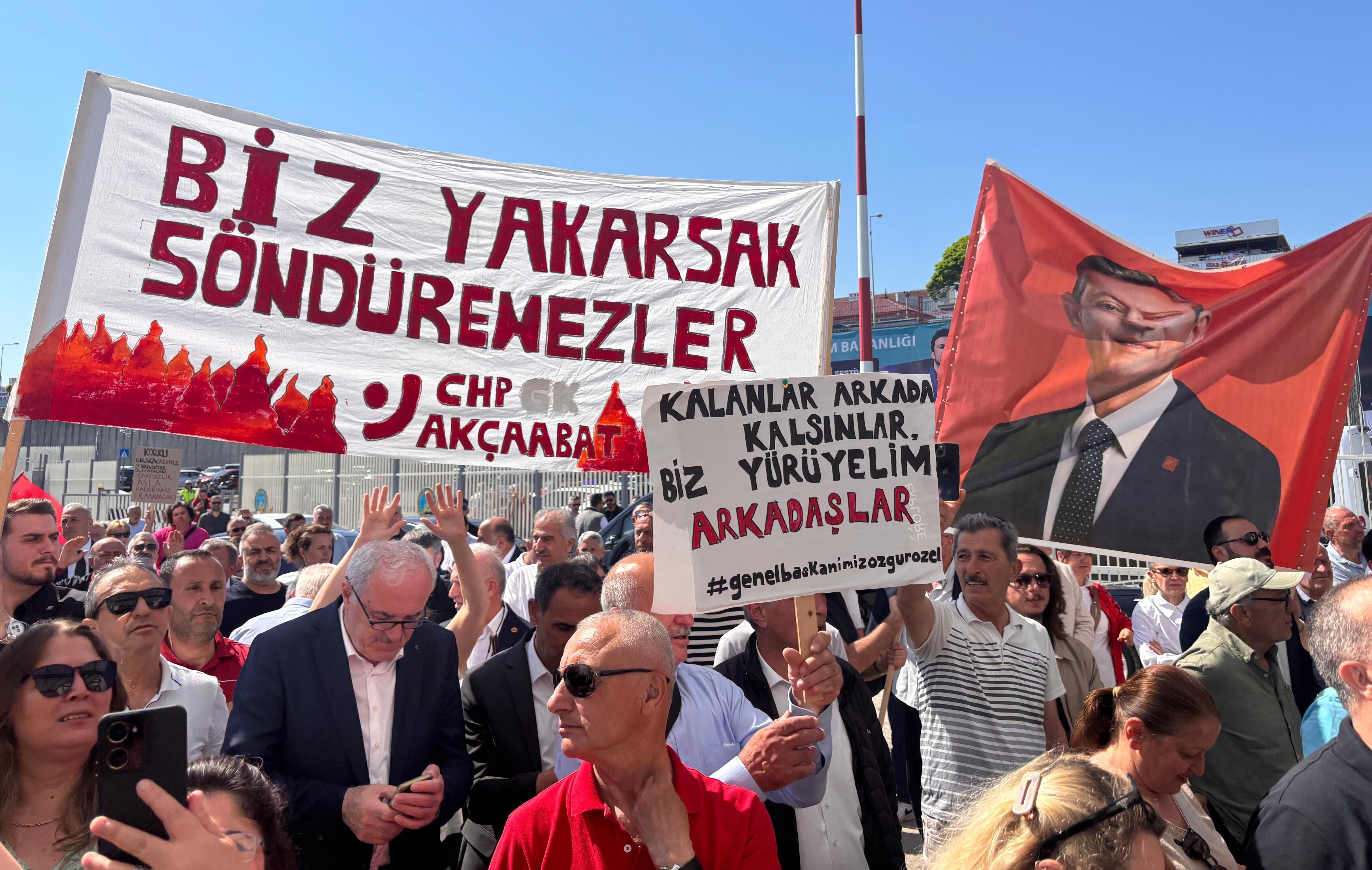 Ozgur Ozel Siz Bugun Tarihin Dogru Tara 1346017 399746 (1)