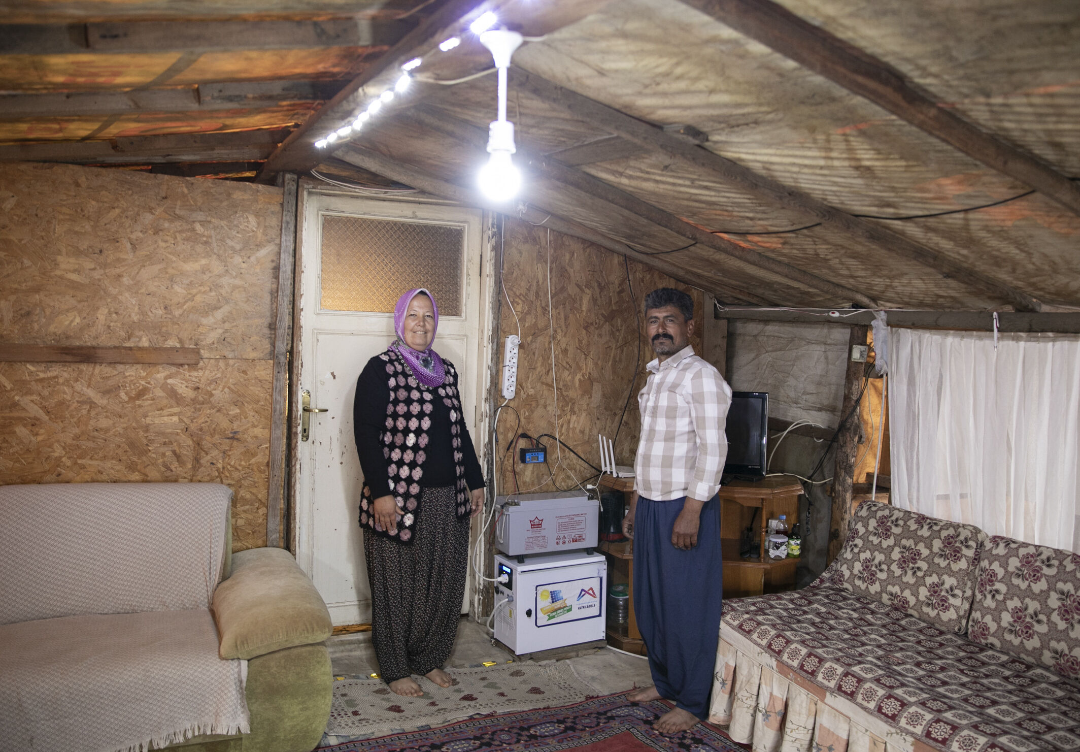 Yörük Çadirlari Mersi̇n Büyükşehi̇r Beledi̇yesi̇ Sayesi̇nde Aydinlaniyor (1)