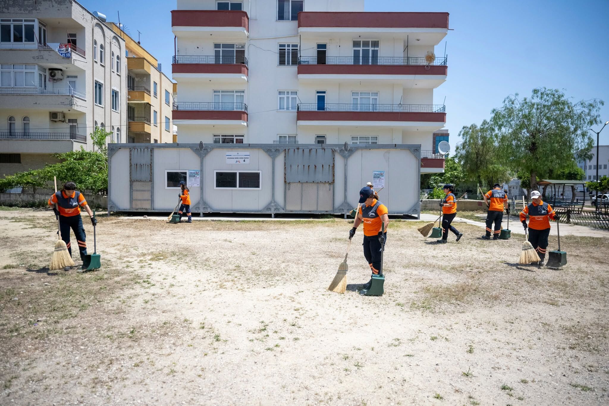 Büyükşehiröğle Mesaisi (2)