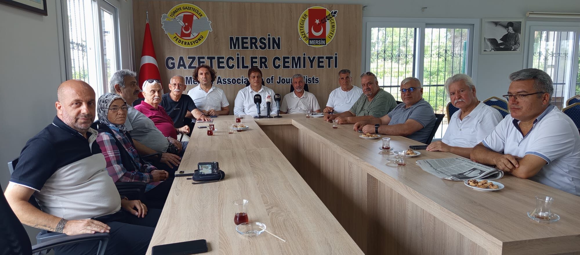 Gazeteciler 24 Temmuz'un yıldönümünde sansürü konuştu