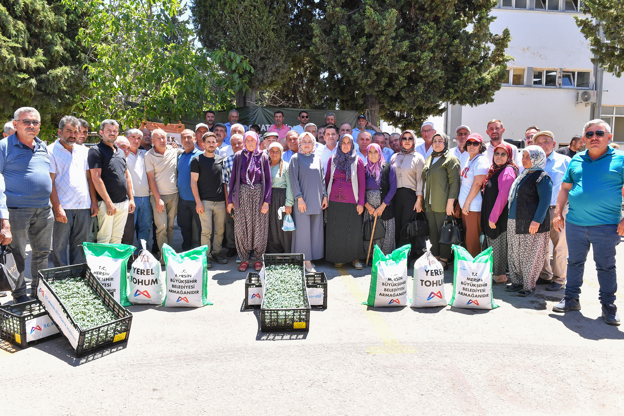 Mersi̇n Büyükşehi̇r’den Gülnarli Üreti̇ci̇ye Çok Yönlü Destek (1)
