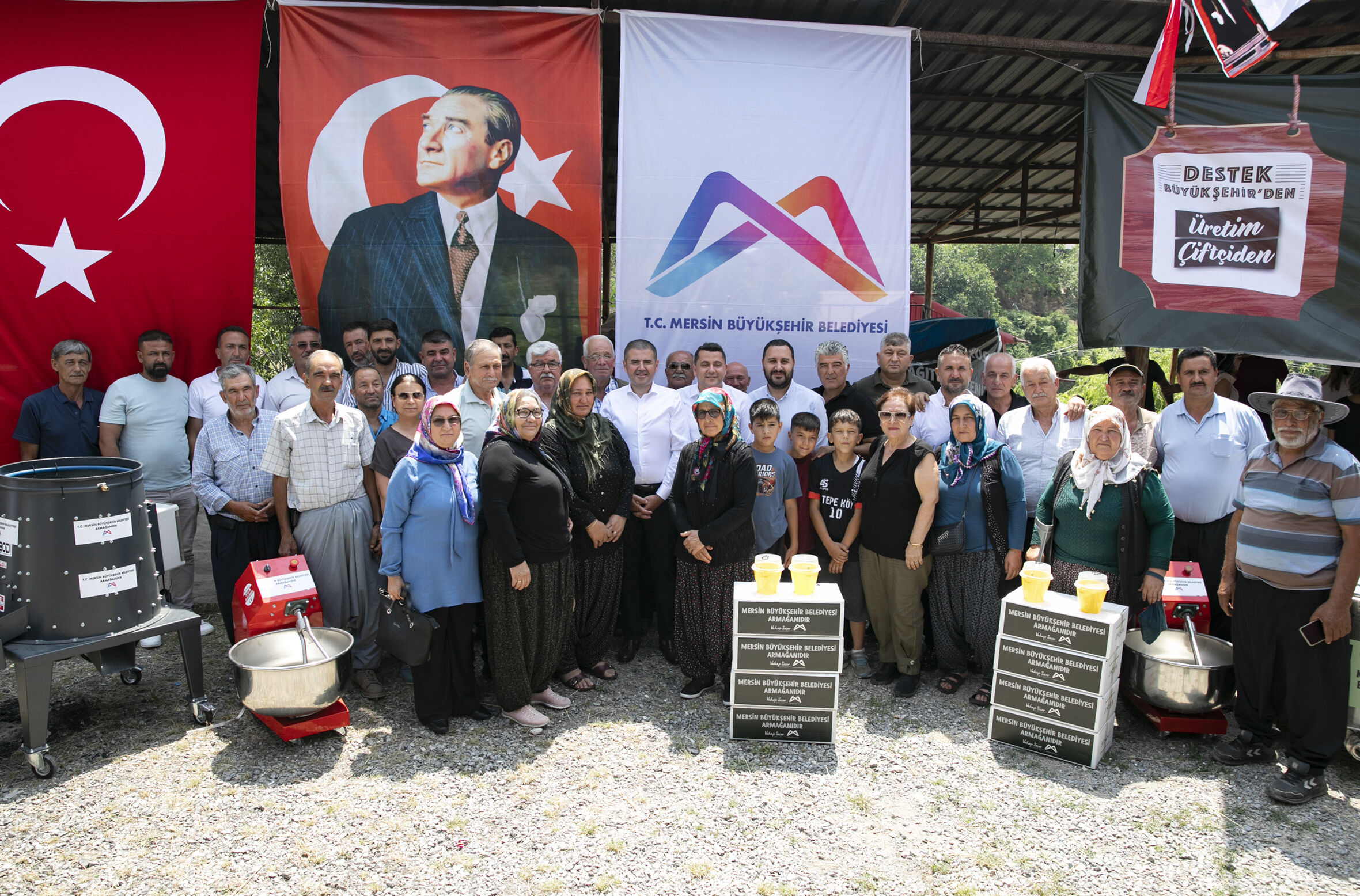 Mersi̇n Büyükşehi̇r’den Mezi̇tli̇’de Üreti̇ci̇ye Çok Yönlü Tarimsal Destek (1)