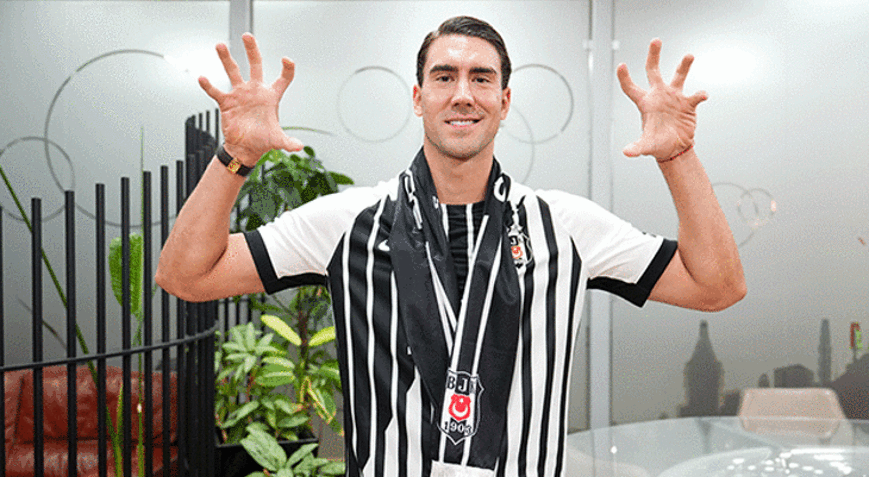 Beşiktaş'ta Dusan Vlahovic için imza töreni düzenlendi