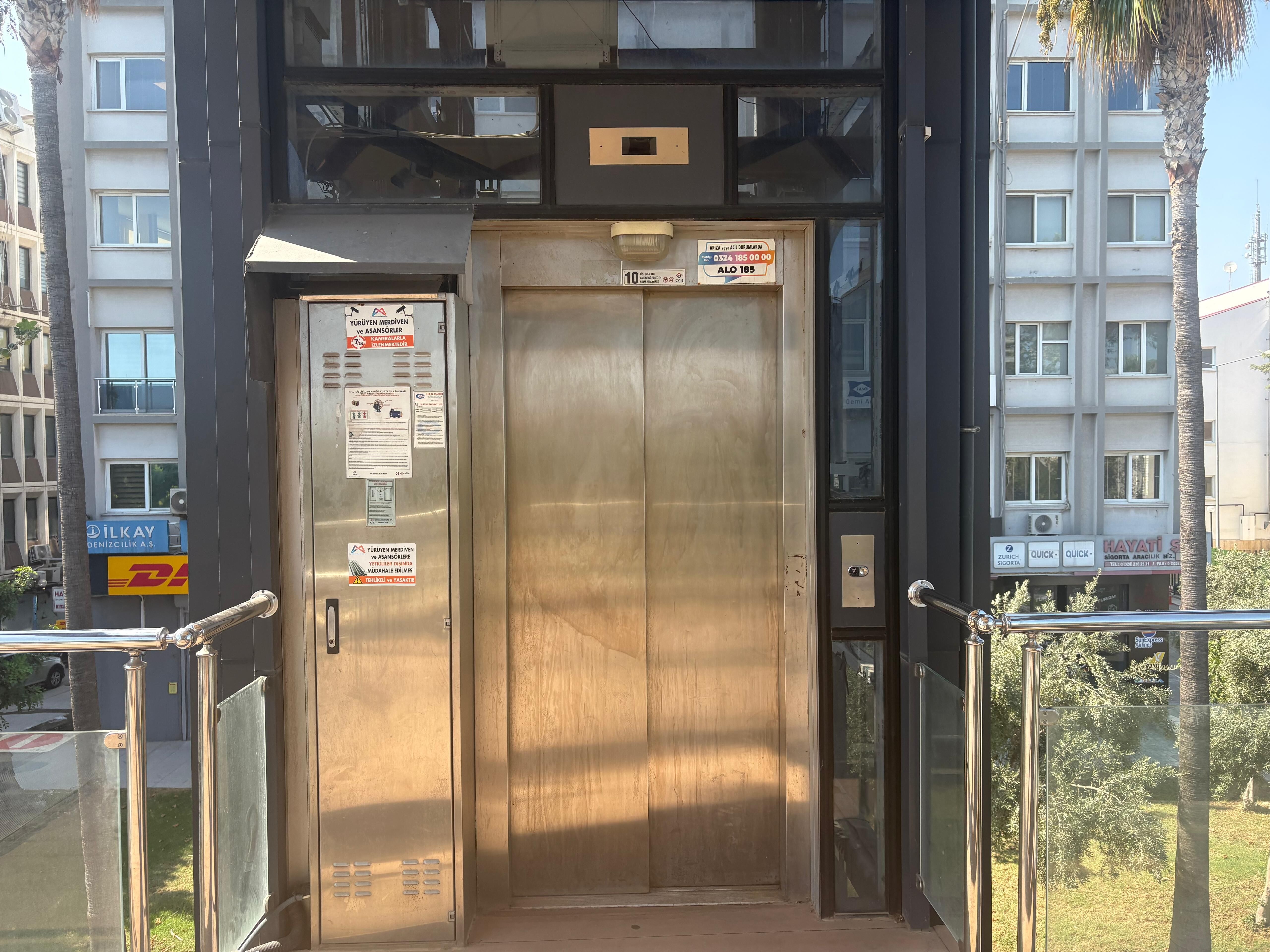 Mersin Yürüyen Merdiven Asansör Üst Geçit