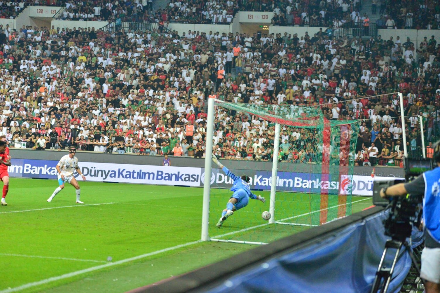 Amed Sportif Faaliyetler'den 5 gollü galibiyet