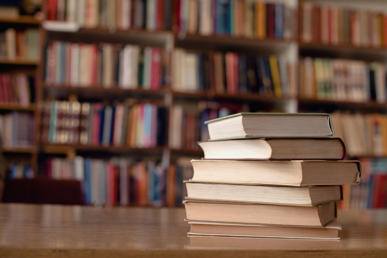 Alzheimer ve strese karşı kitap okuyun!