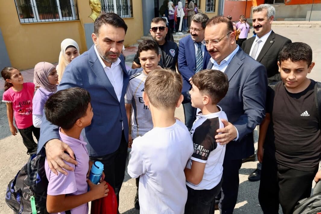 Adem Aldemir Öğrecilerle Bir Araya Geldi