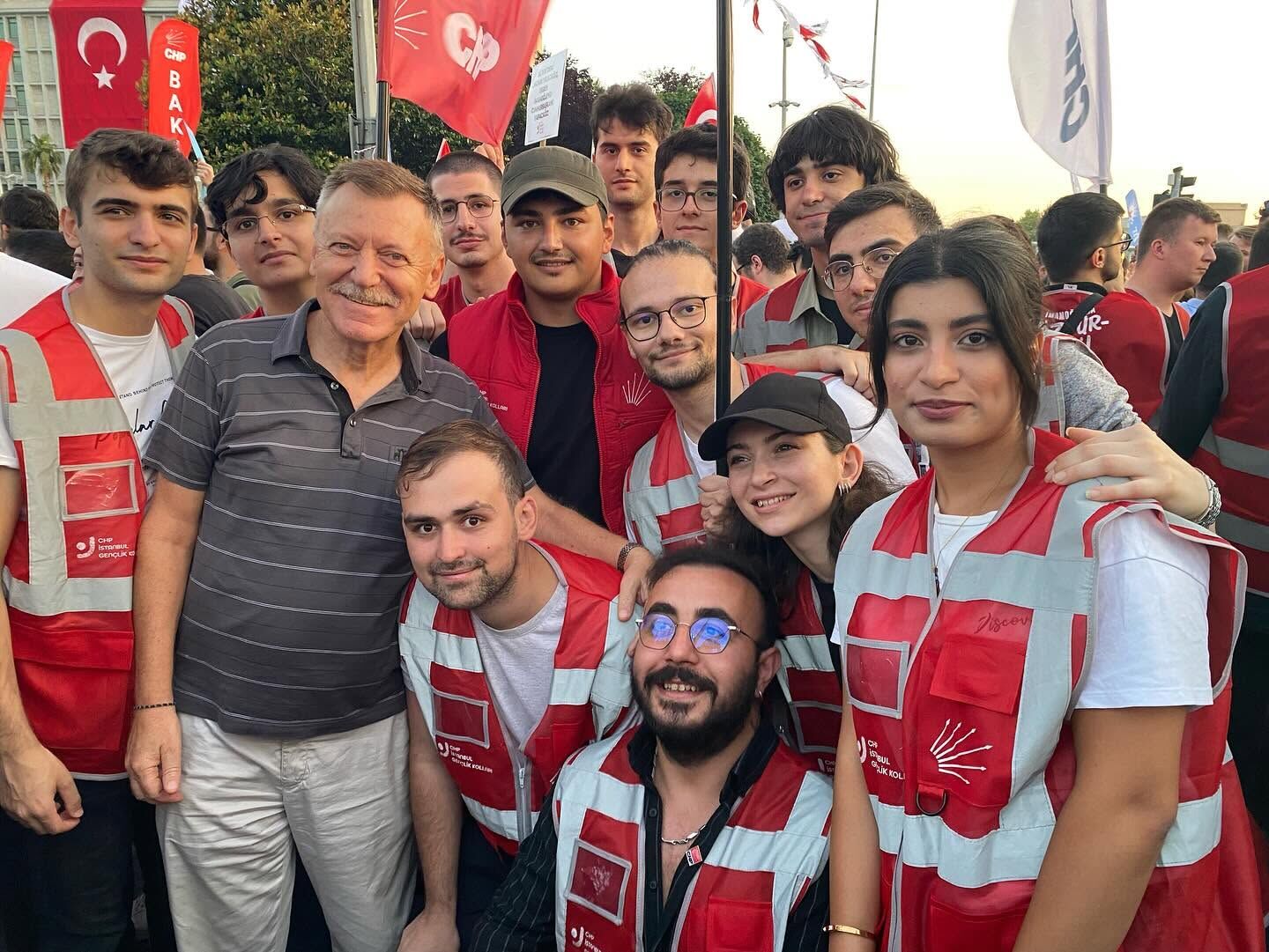 CHP’de Mersinli Aytuğ Atıcı adaylığını ilan etti