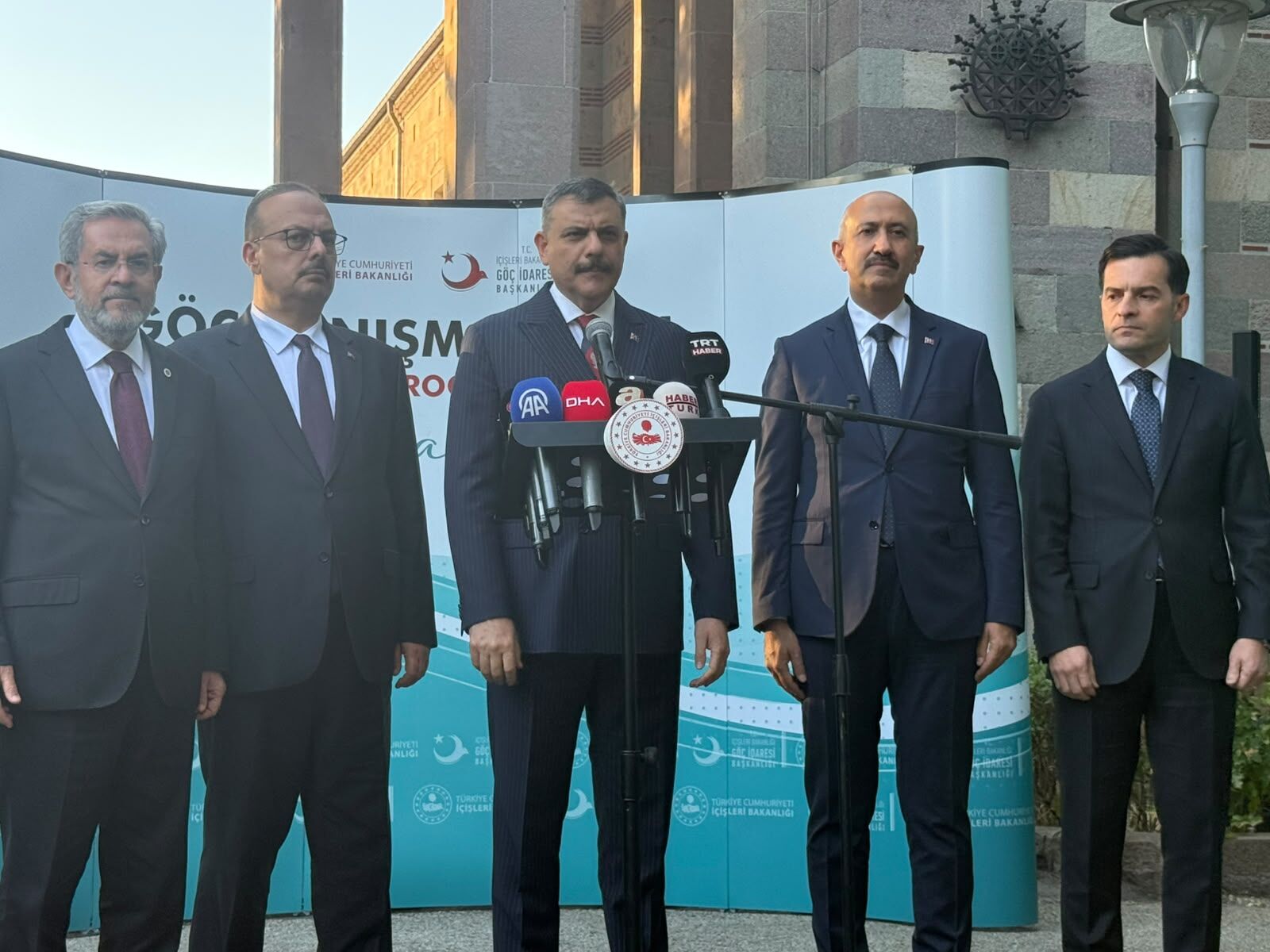Bakan Çiftçi: 31 bin bahçe görevlisi okullarda görev yapacak