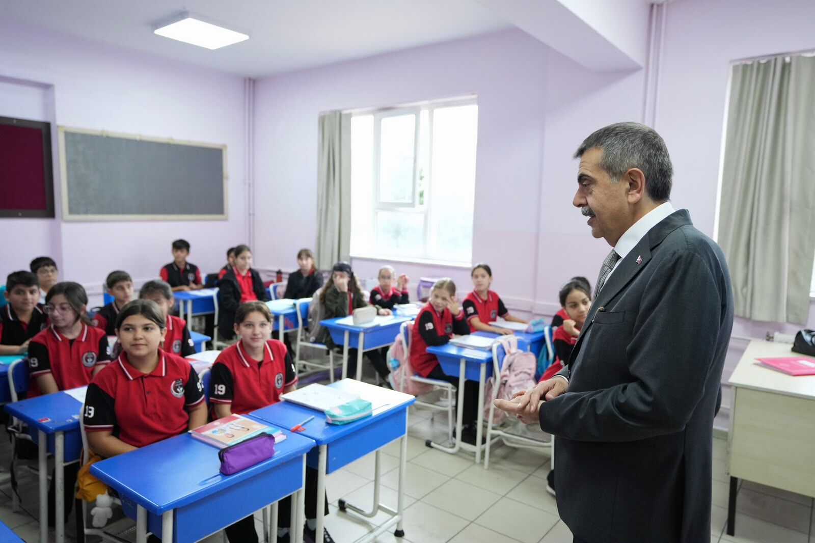 “Derslik başına düşen öğrenci sayısı dünya ortalaması üzerinde”