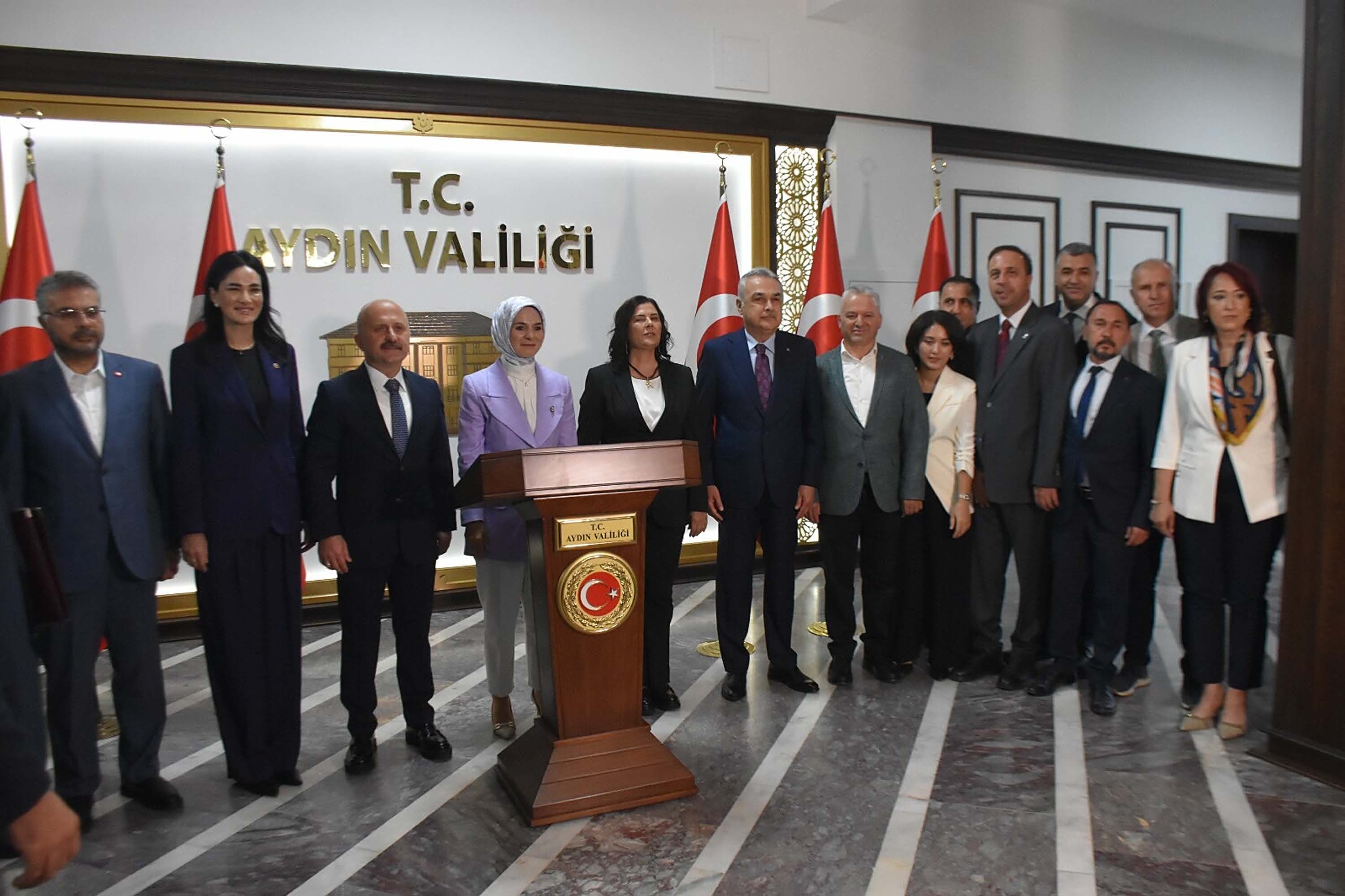 Bakan Göktaş 4 Sosyal Hizmet Merkezinin Açılışını Yaptı