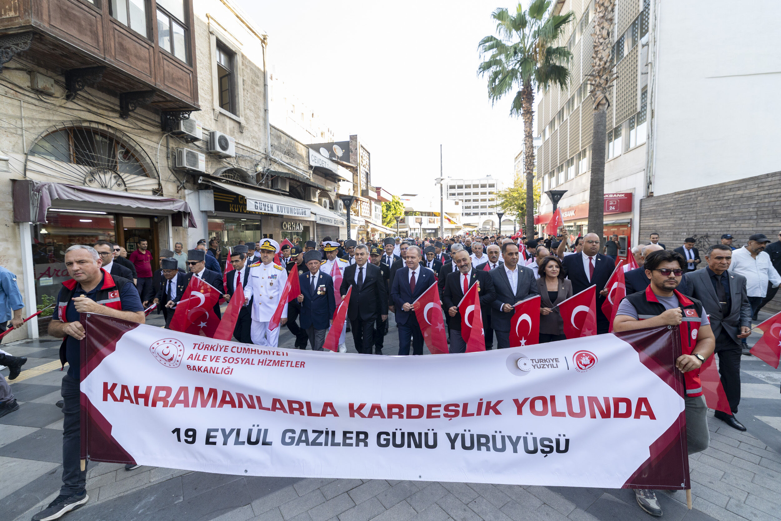 Gaziler Günü nedeniyle Mersin’de anma töreni yapıldı