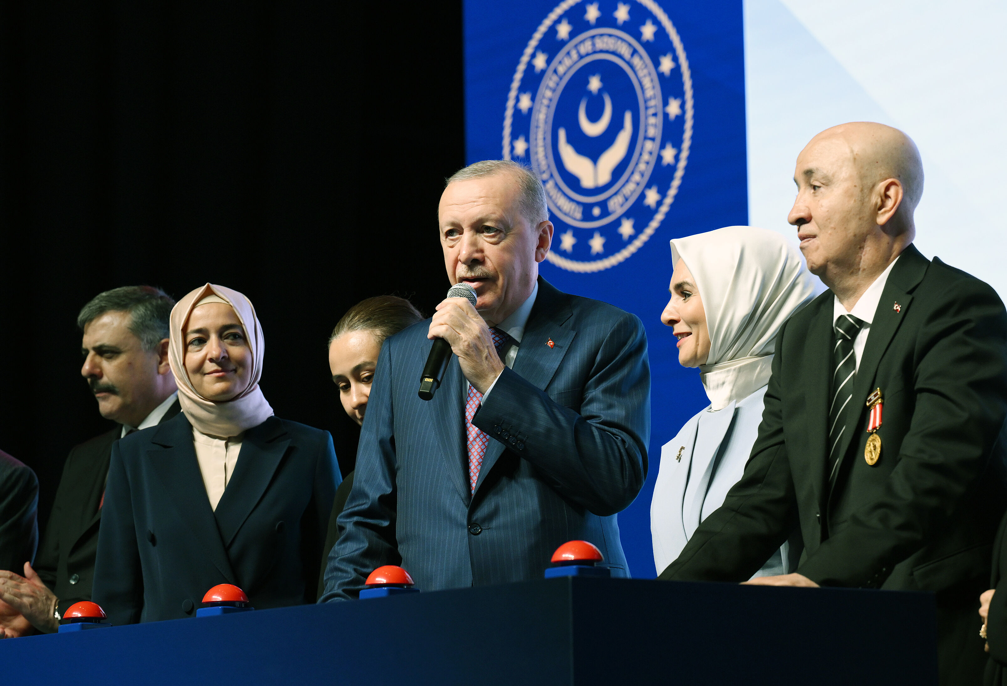 Cumhurbaşkanı Erdoğan: İnşallah bölgemizin tamamını huzur ve istikrara kavuşturacağız