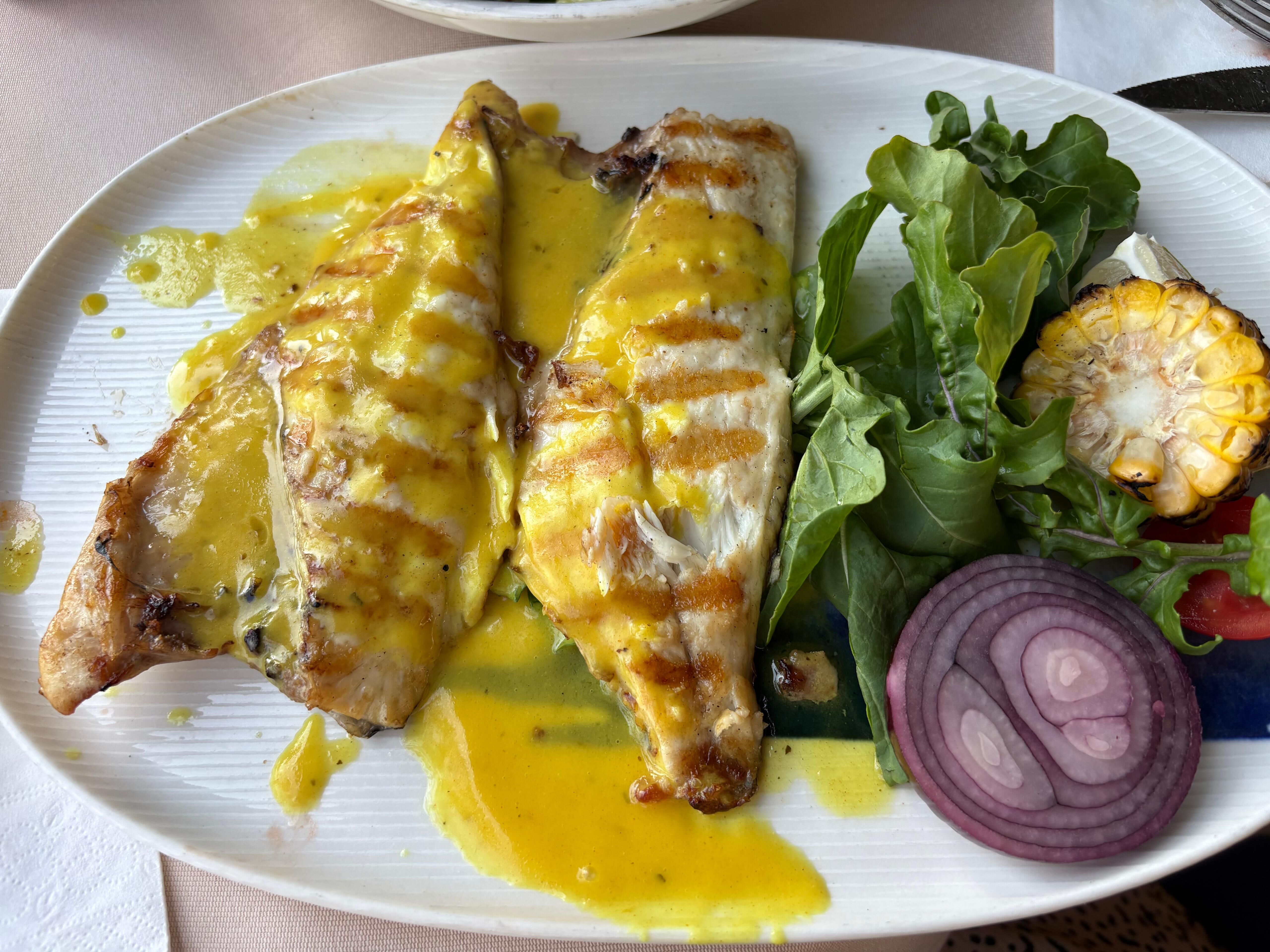 Denizden Restoran Soslu Balık Mersin