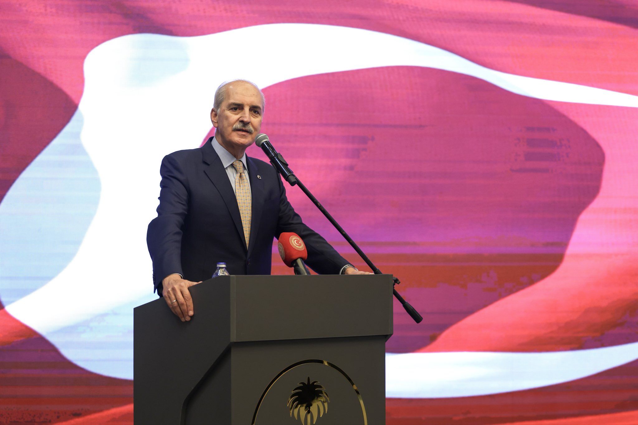Kurtulmuş: ‘Bölgemizde ve dünyada barış istiyoruz’