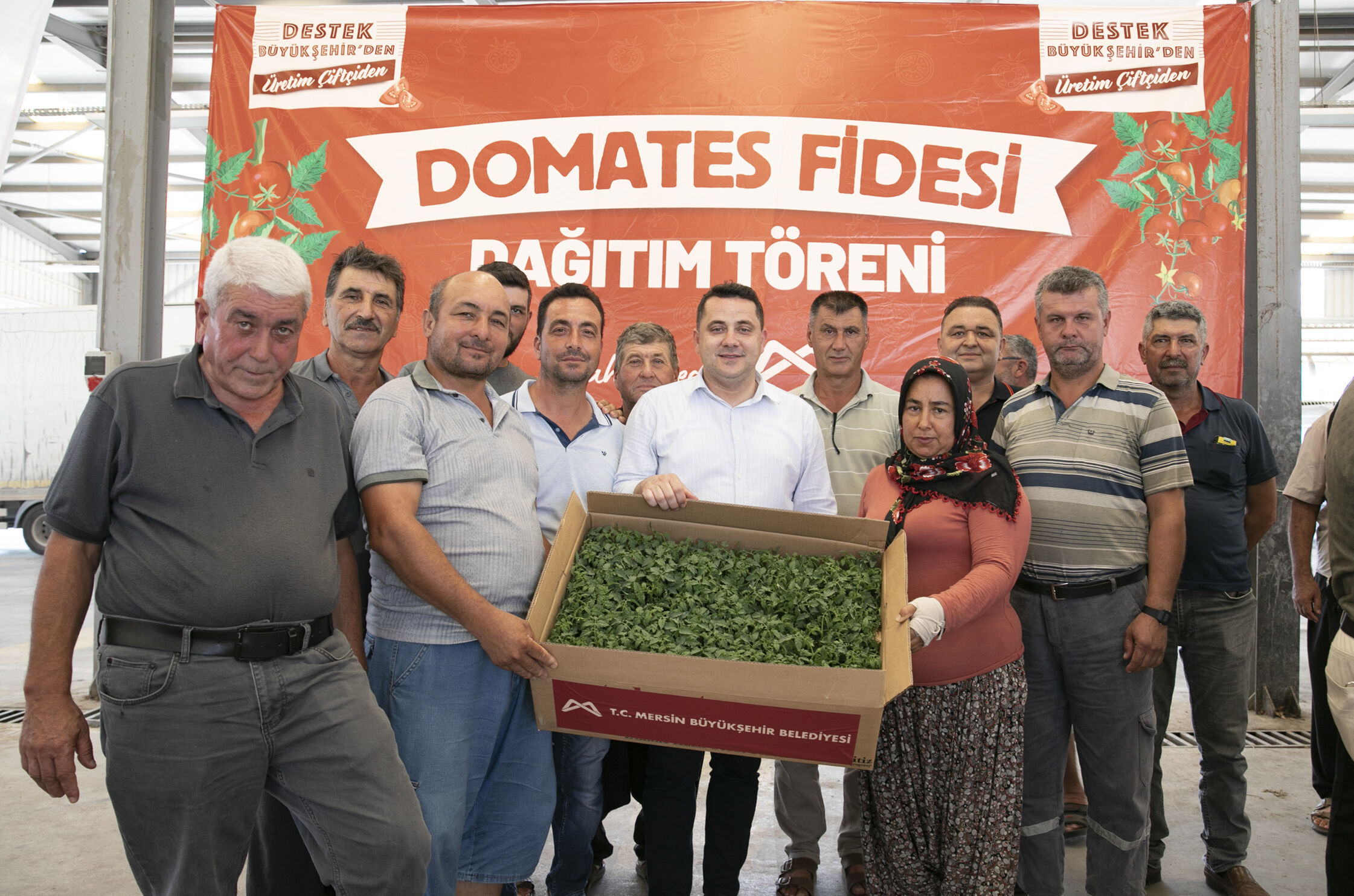 Mersi̇n Büyükşehi̇r’den Erdemli̇li̇ Üreti̇ci̇lere 259 Bi̇n 200 Domates Fi̇desi̇ Desteği̇ (3)