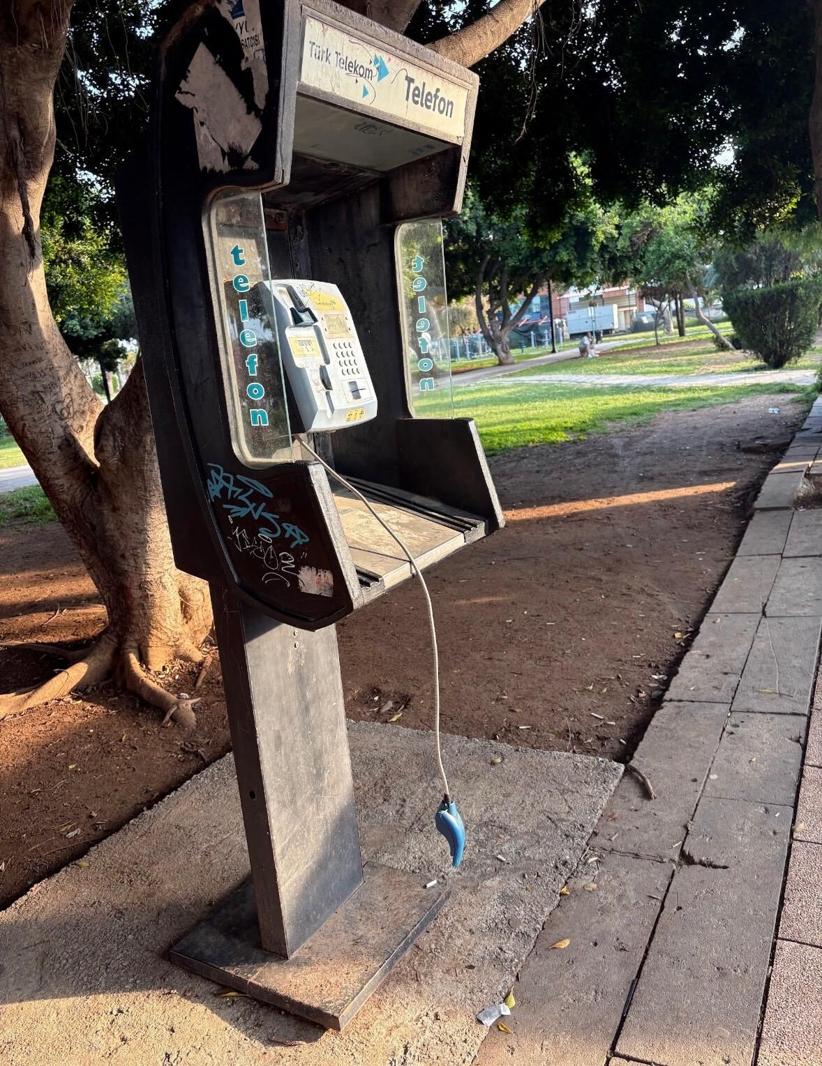 Mersin’de Telefon Kulübeleri Hala Kullanılıyormuu