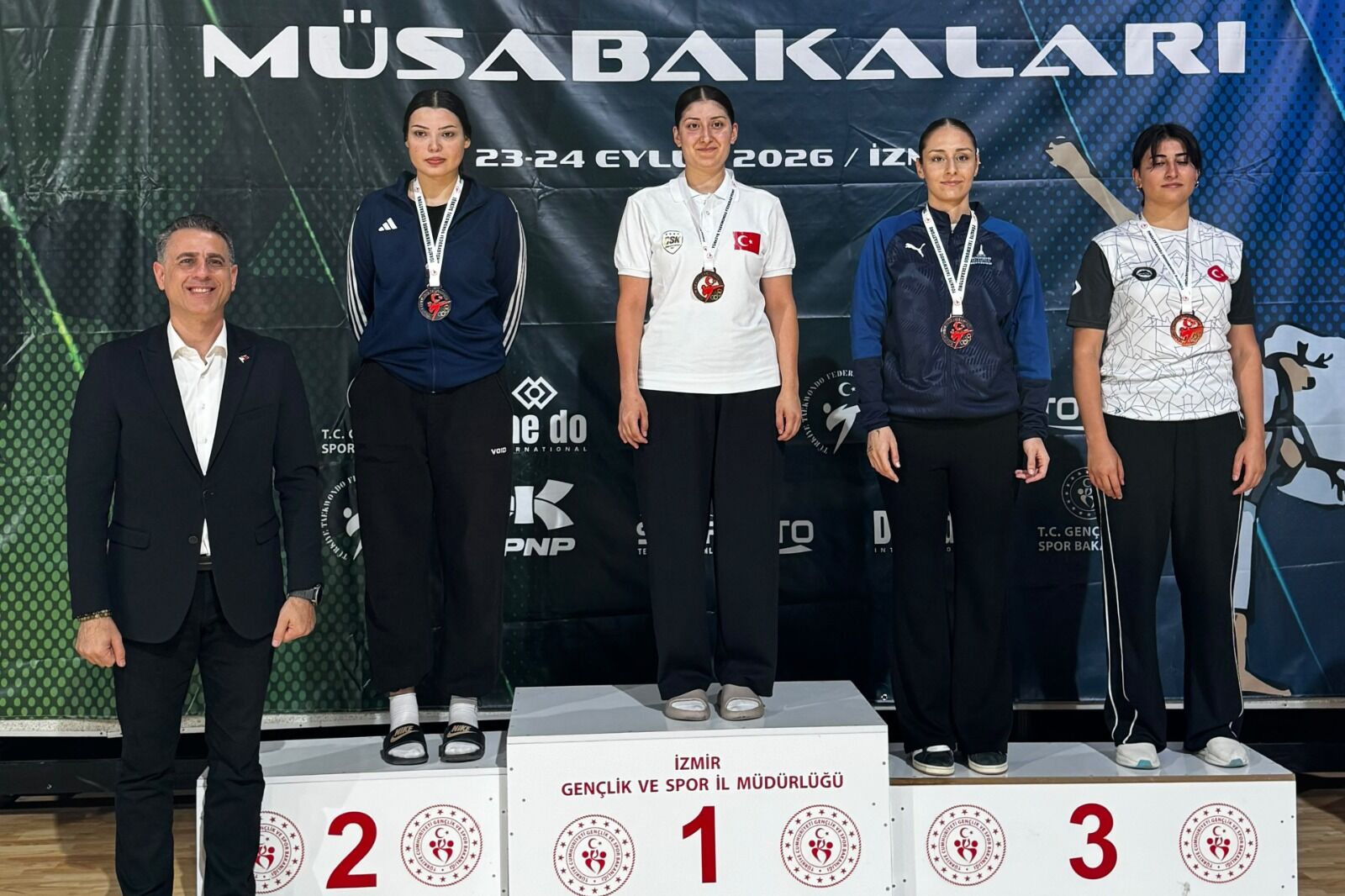 Mersinli Taekwondoculardan Türkiye Grup Müsabakalarında Dört Madalyaç