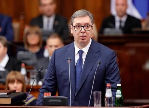 Sırbistan Cumhurbaşkanı Vucic 27 Eylül'de istifa ediyor